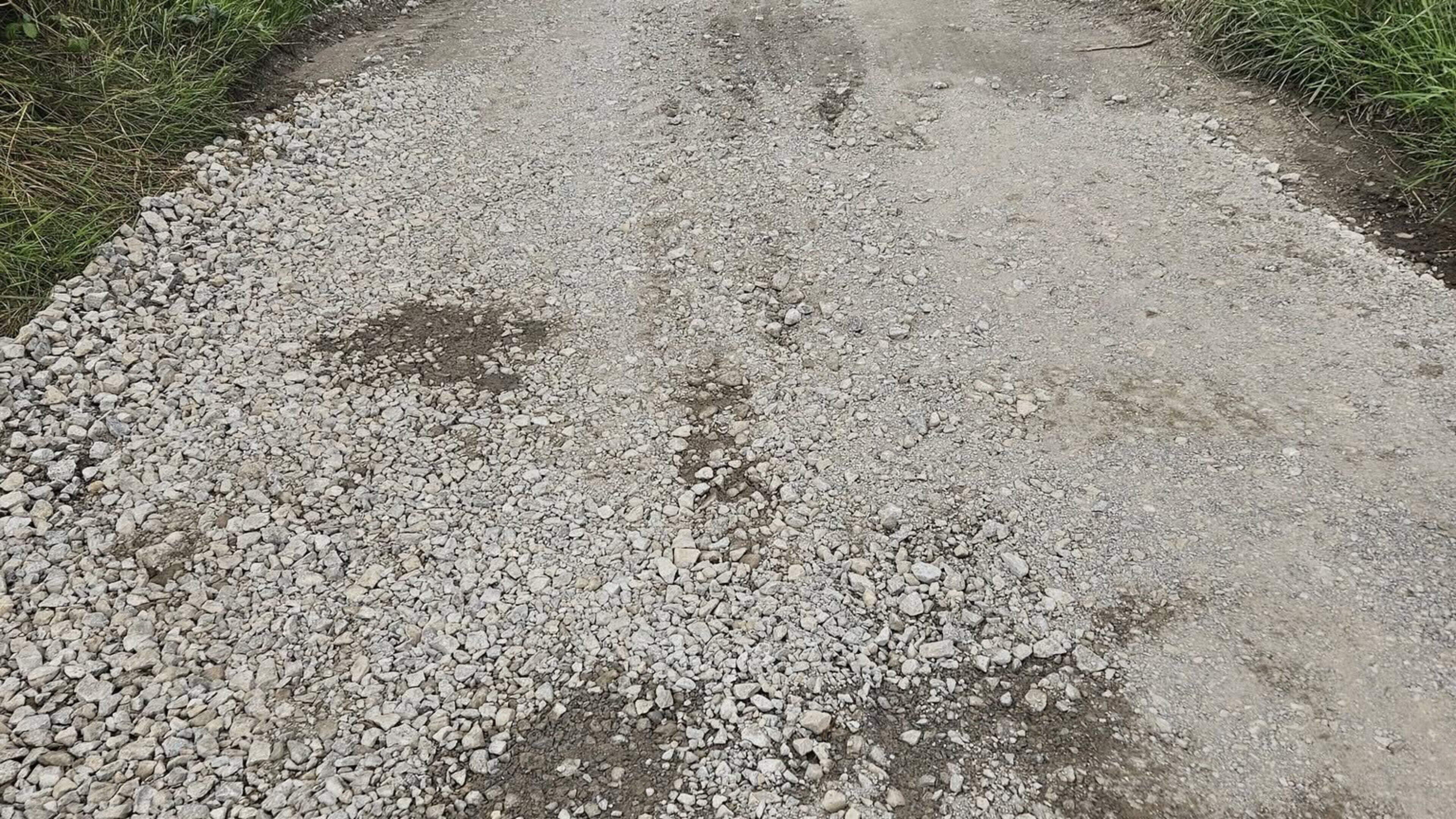 Sea swimmers praise Meath Council for fixing potholes at Benhead Beach
