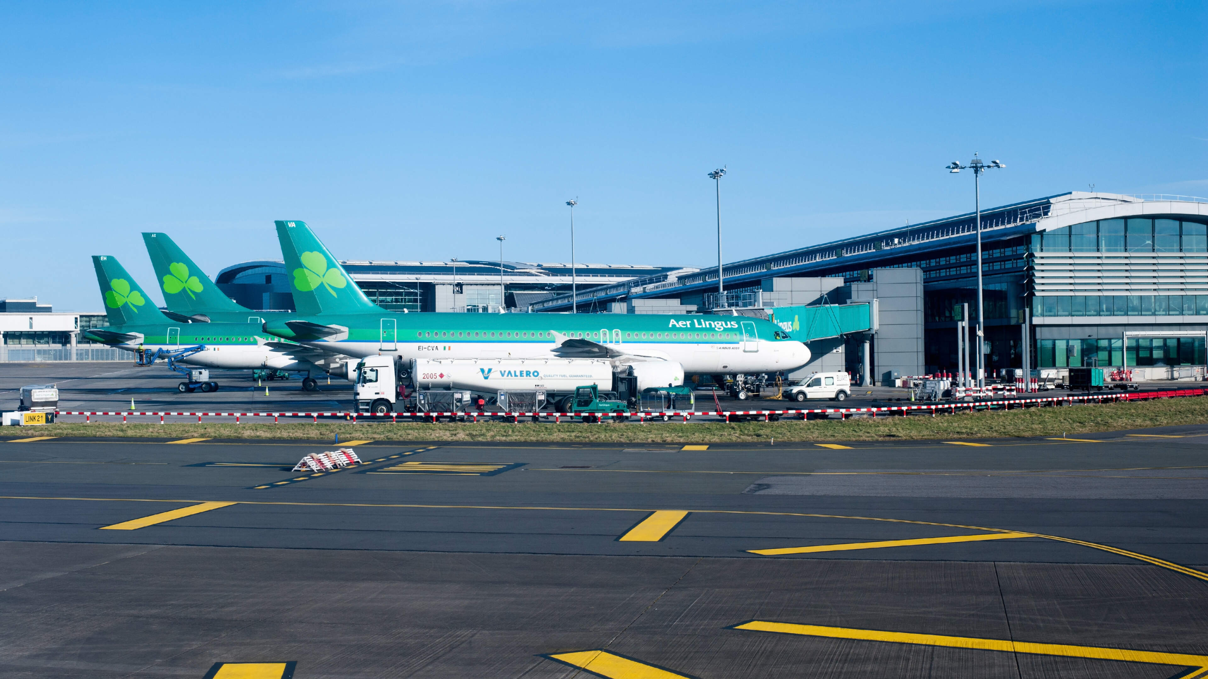 Aer Lingus jet with 146 on board avoided potentially serious incident during abandoned Dublin Airport approach