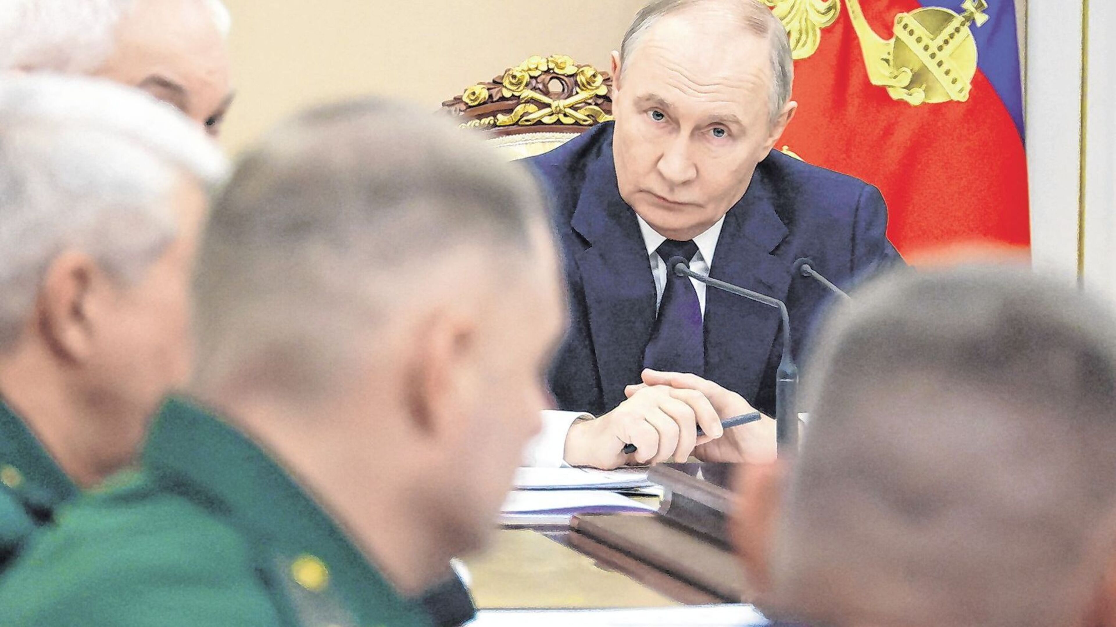 Nato warns Putin of devastating response if Ukraine is hit with nuclear weapon
