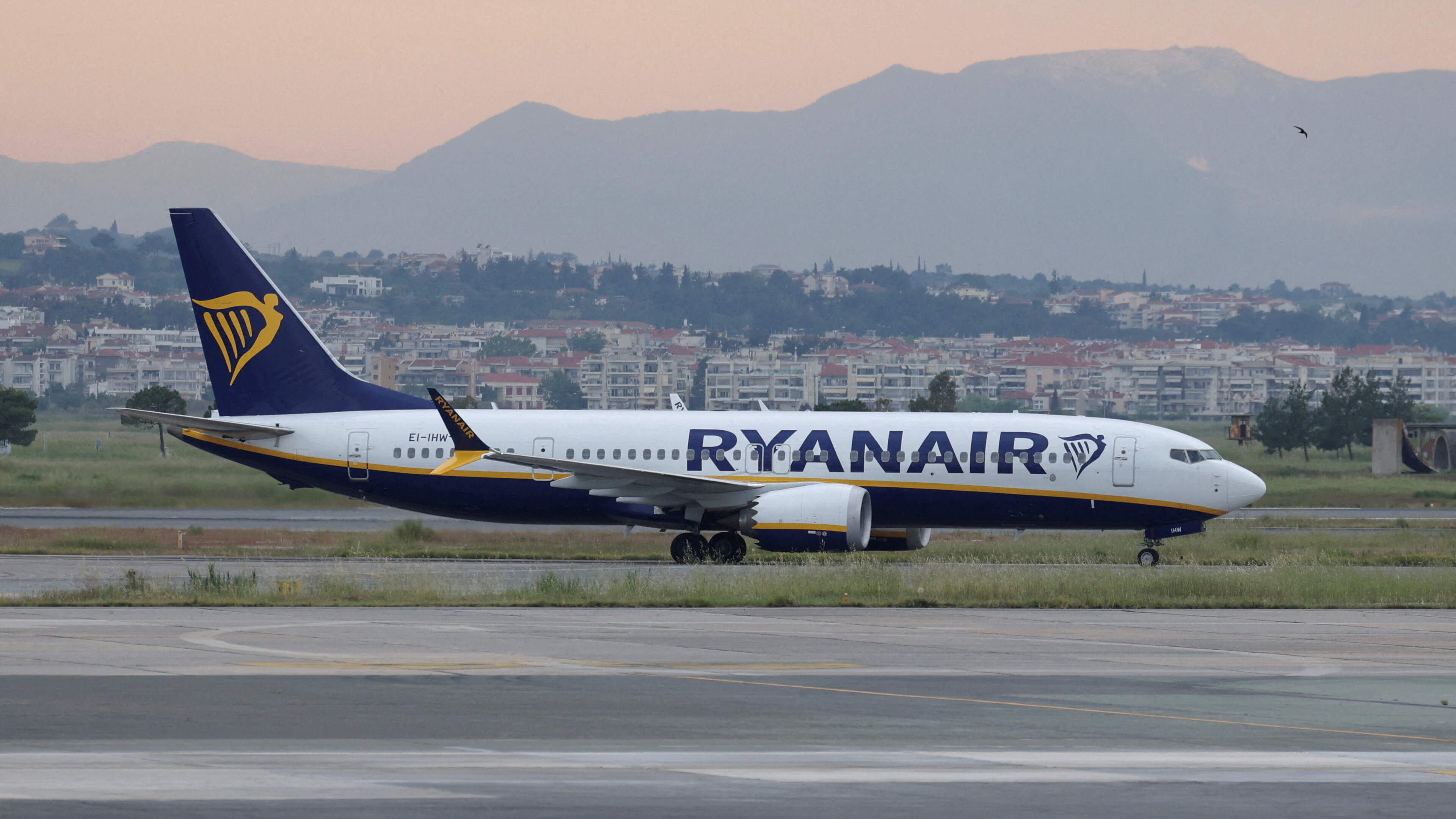 ‘Stupidity’ - Ryanair condemns alleged arson attack on properties housing staff