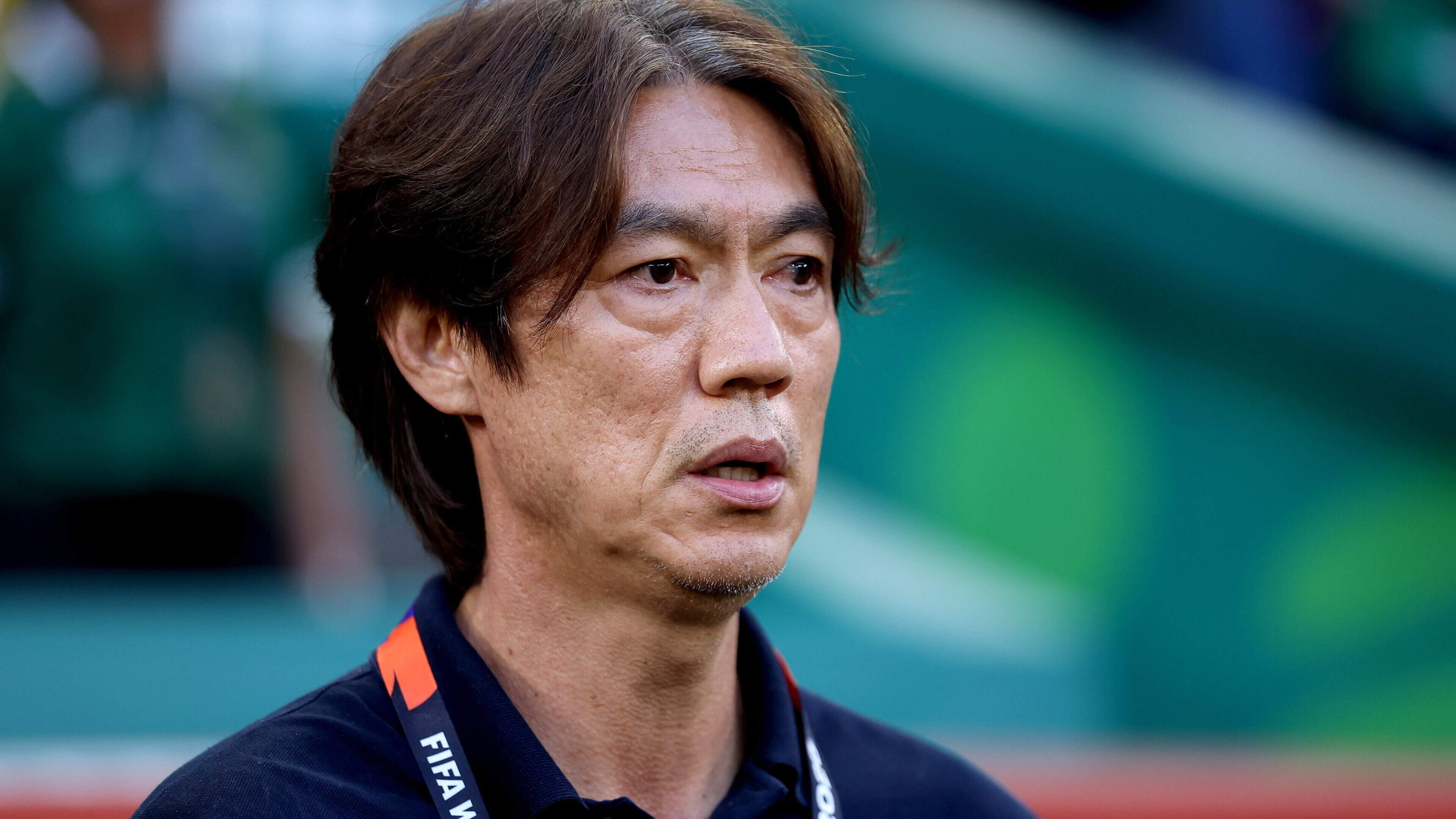 South Korean broadcaster blurs manager’s face as if he were a criminal while reporting on their World Cup exit 