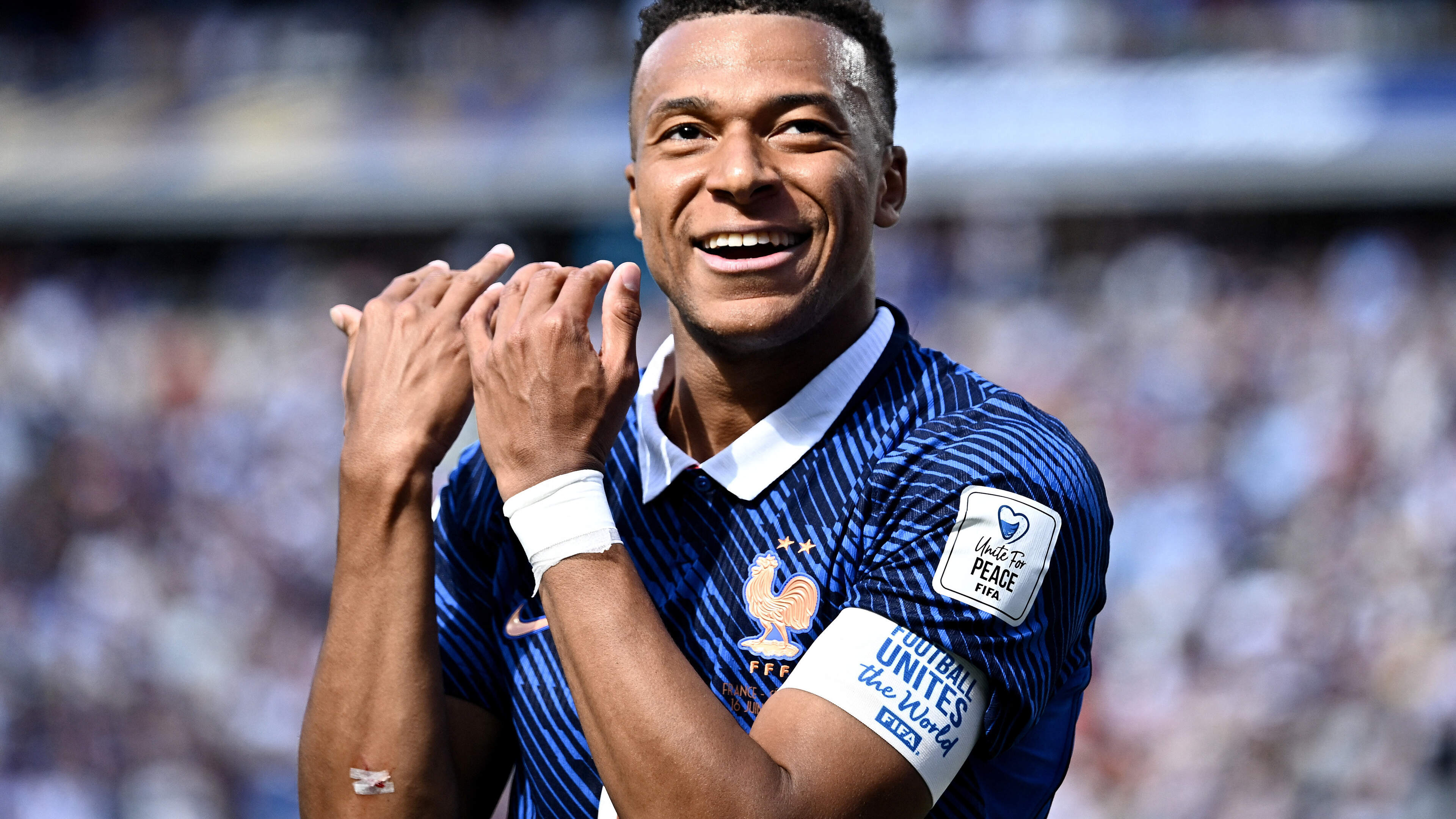 Mbappe shows his patience and killer instinct to lift France in edging past Senegal