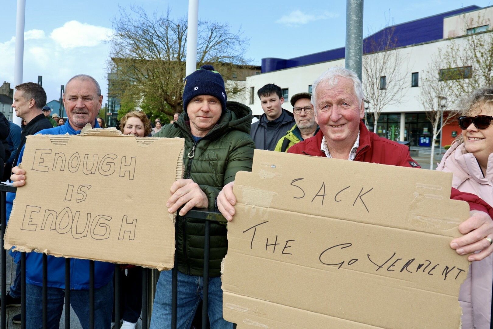 Kerry protesters come out in force in local towns to add their voice to ...