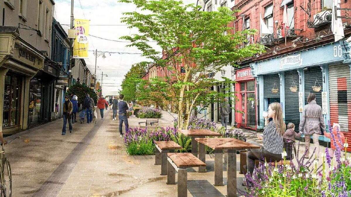 'Ridiculous' timing claim over Dun Laoghaire shuttle bus trial as Living Streets row grows