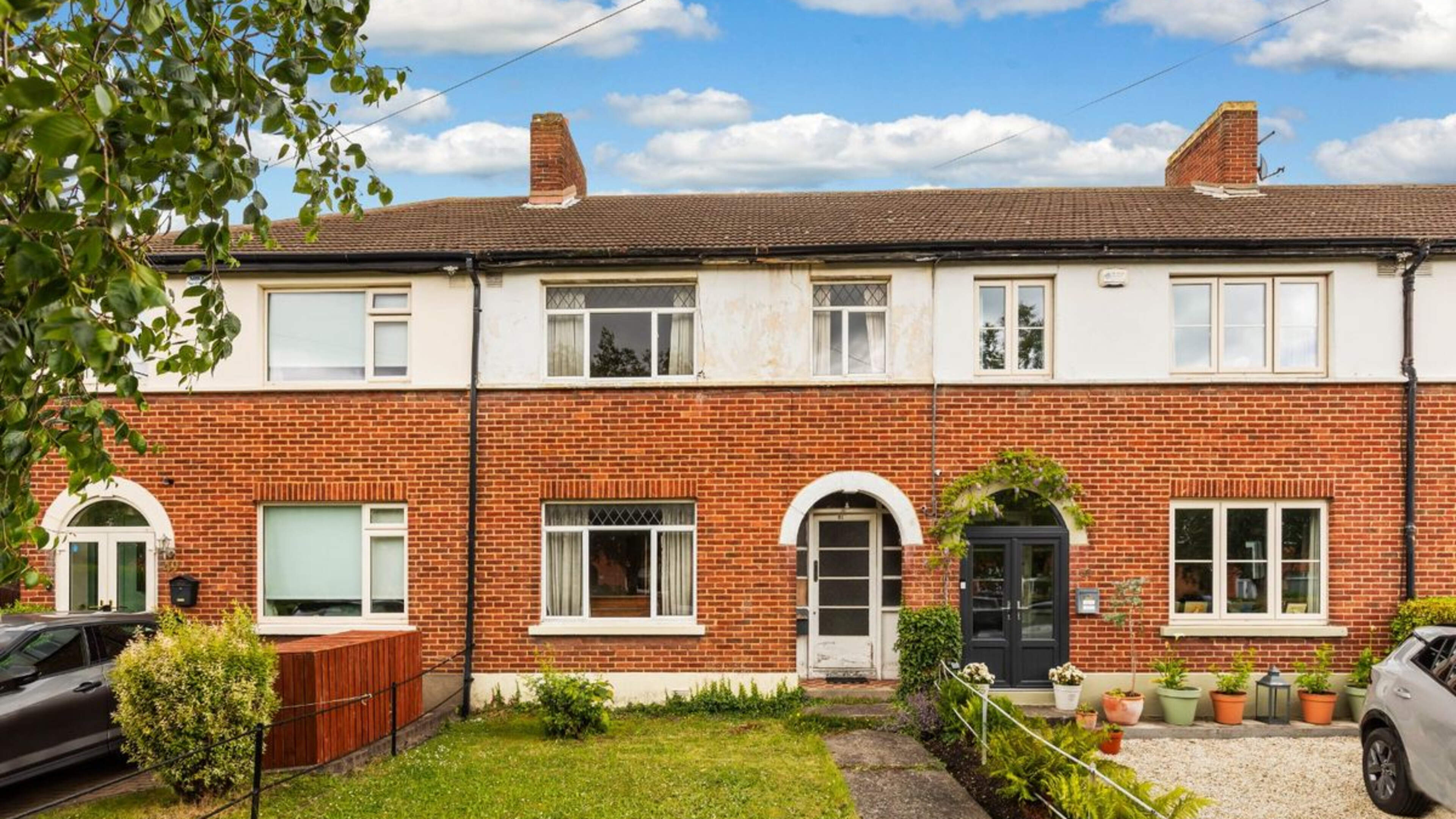 Fix it up: A 1930s redbrick in Killester with Art 