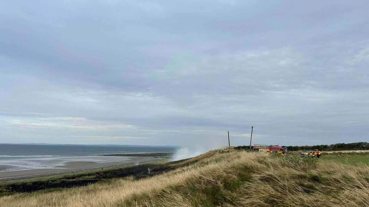 Louth Fire and Rescue Service tackles large dune blaze at Templetown beach