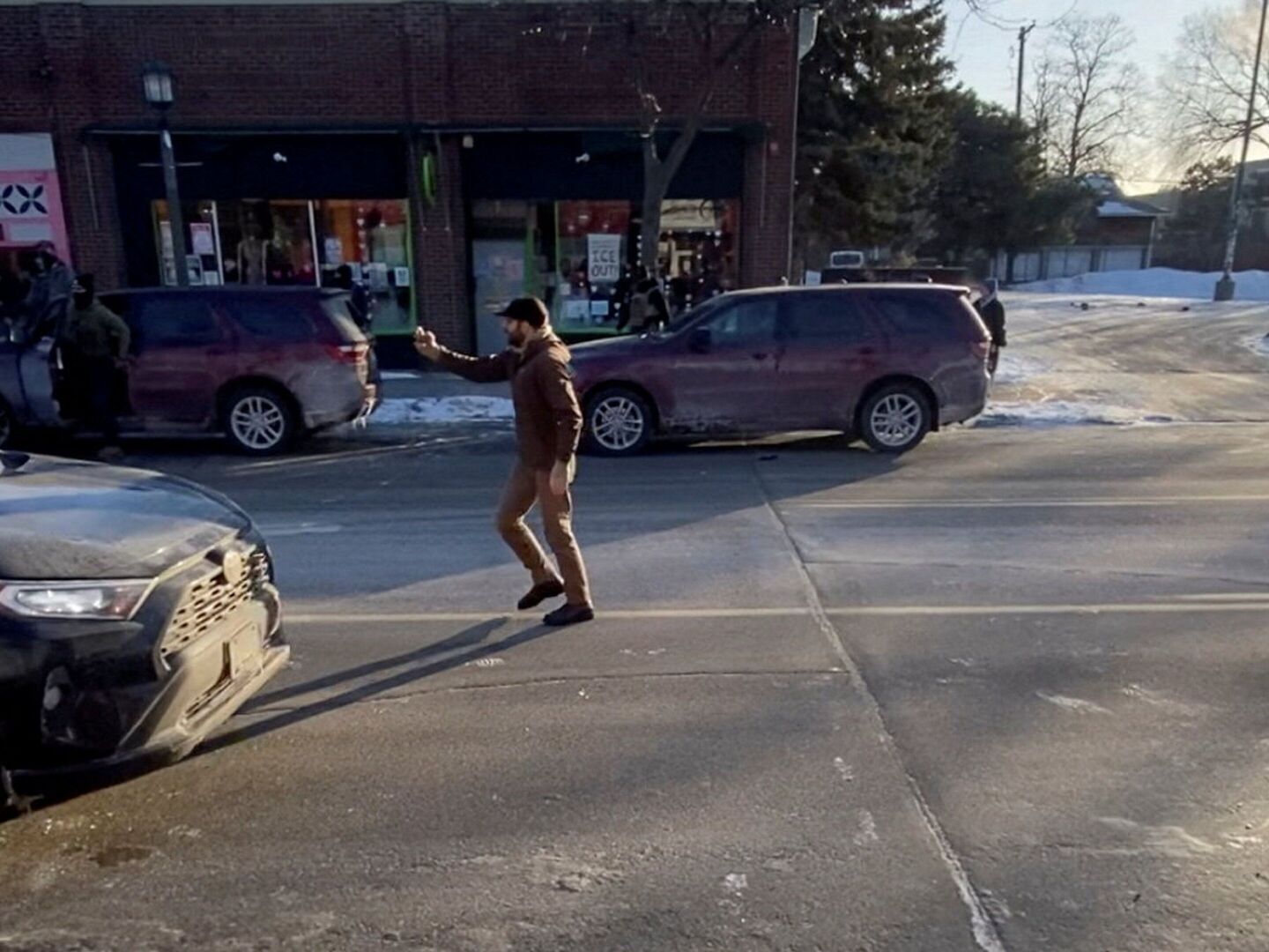 Man shot by US federal agents in Minneapolis during immigration ...