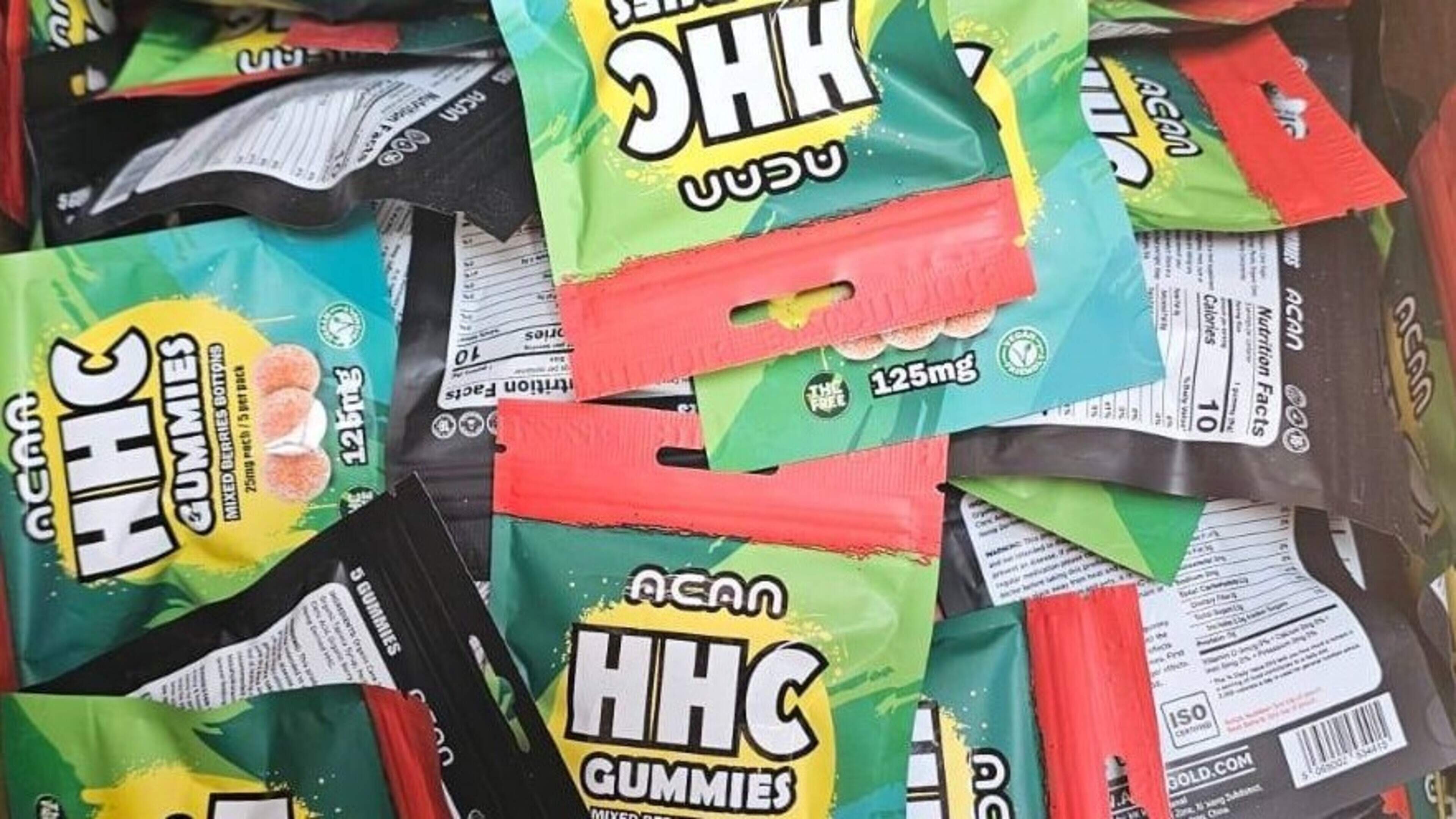 Gardaí and customs seize banned HHC and drug-laced vapes in €2m raid across four counties 