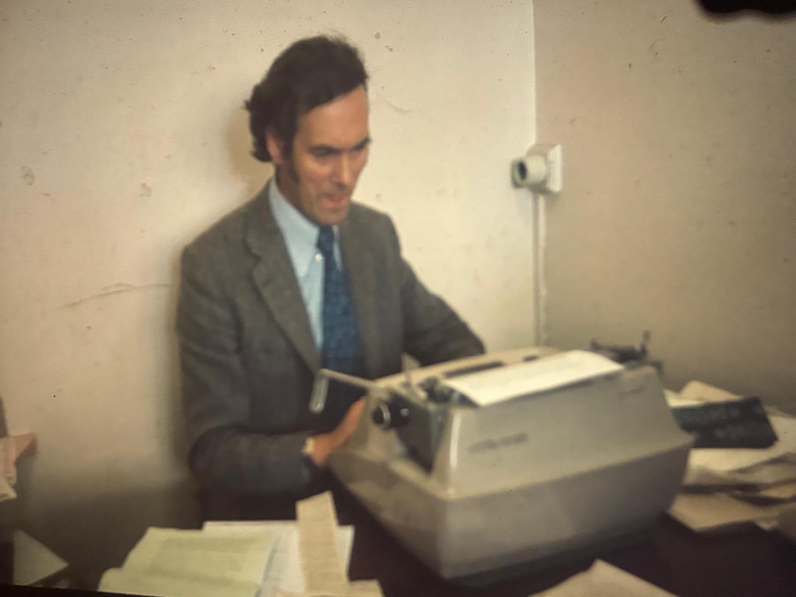 Tributes paid to Dick Cross, ‘gentle giant’ of journalism and former ‘Irish Independent’ southern correspondent