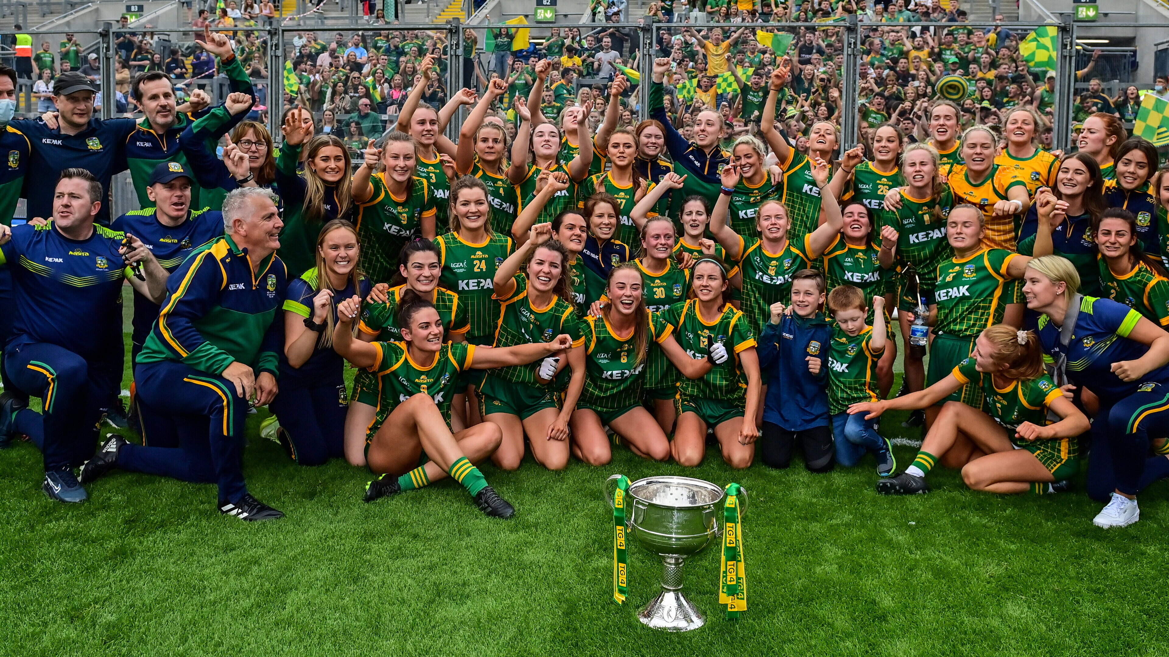 ‘I guess everyone loves an underdog story, don’t they?’ – Vikki Wall, Shauna Ennis and Eamonn Murray recall memories of Meath’s 2021 All-Ireland glory 