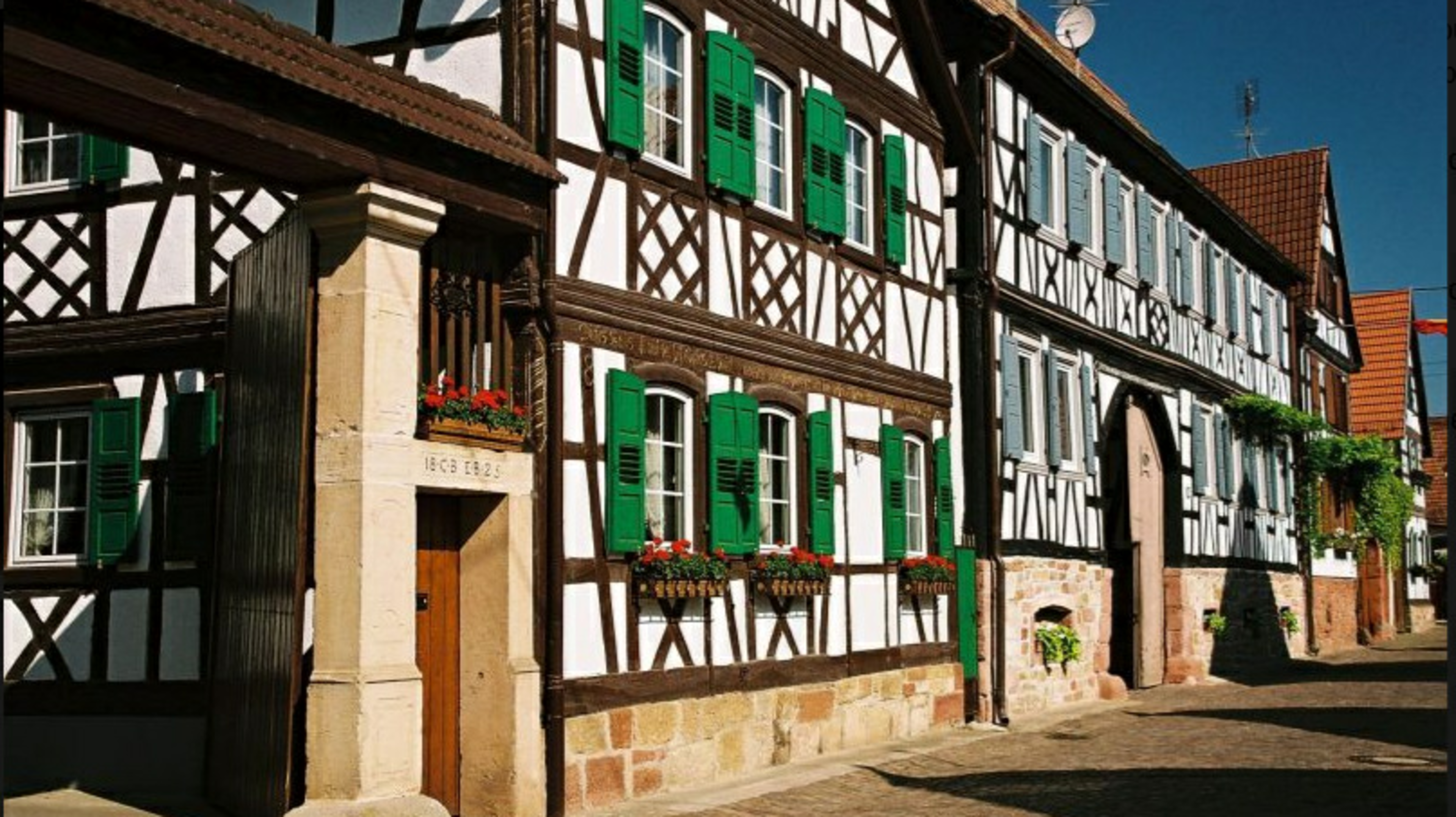 Twinning charter signed between Enniskerry and German village after two decades of grassroots links