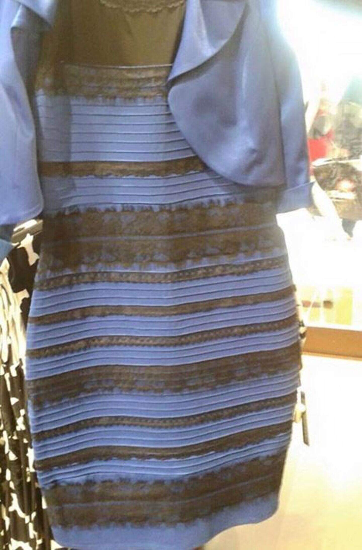 9 Reasons #TheDress is different colours | Irish Independent 9 Reasons #TheDress is different colours | Irish Independent