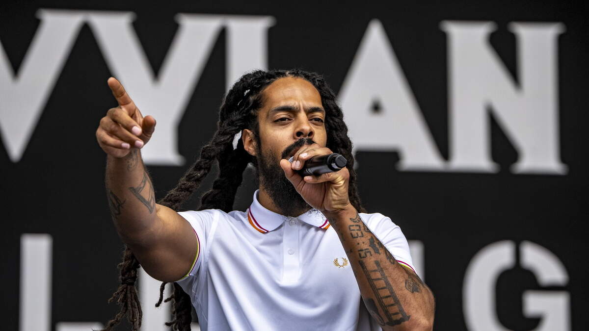 Bob Vylan singer cleared over ‘death to IDF’ chant