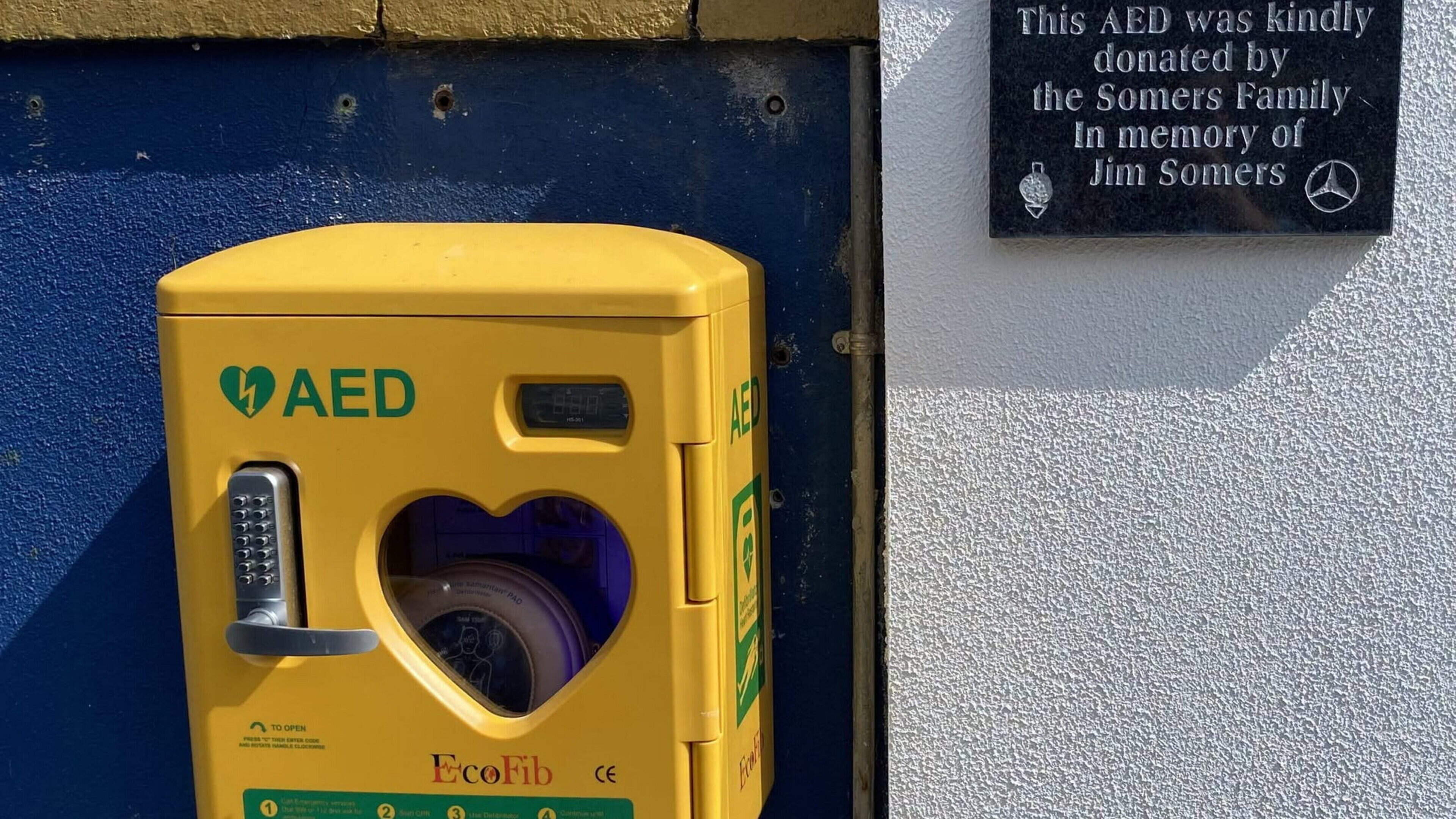 Wexford family business sponsors upgrade of life-saving defibrillator in honour of late founder