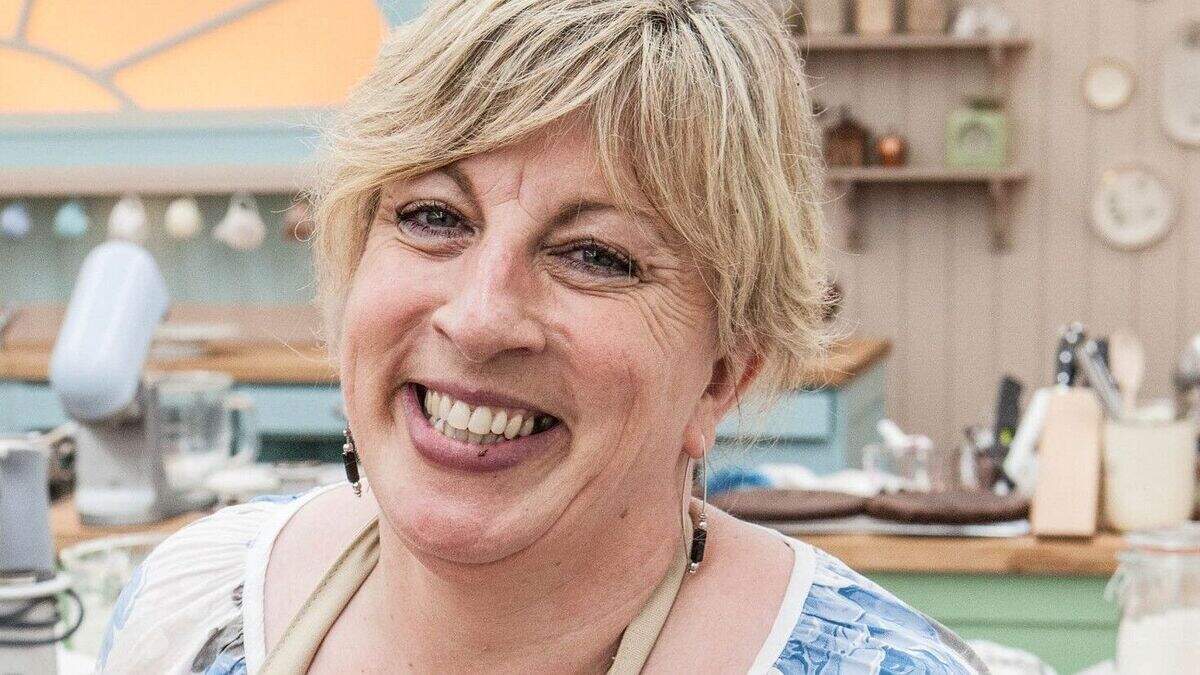 Great British Bake Off: Sandy Docherty leaves after sloppy desserts ...