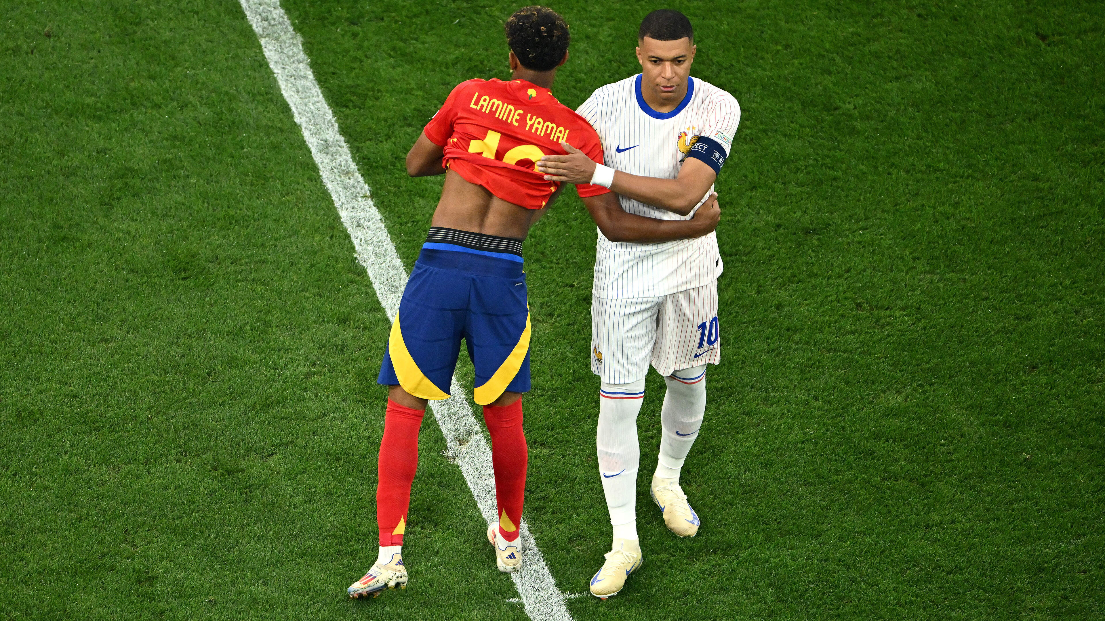 Richard Jolly: France and Spain battling to be crowned team of this century