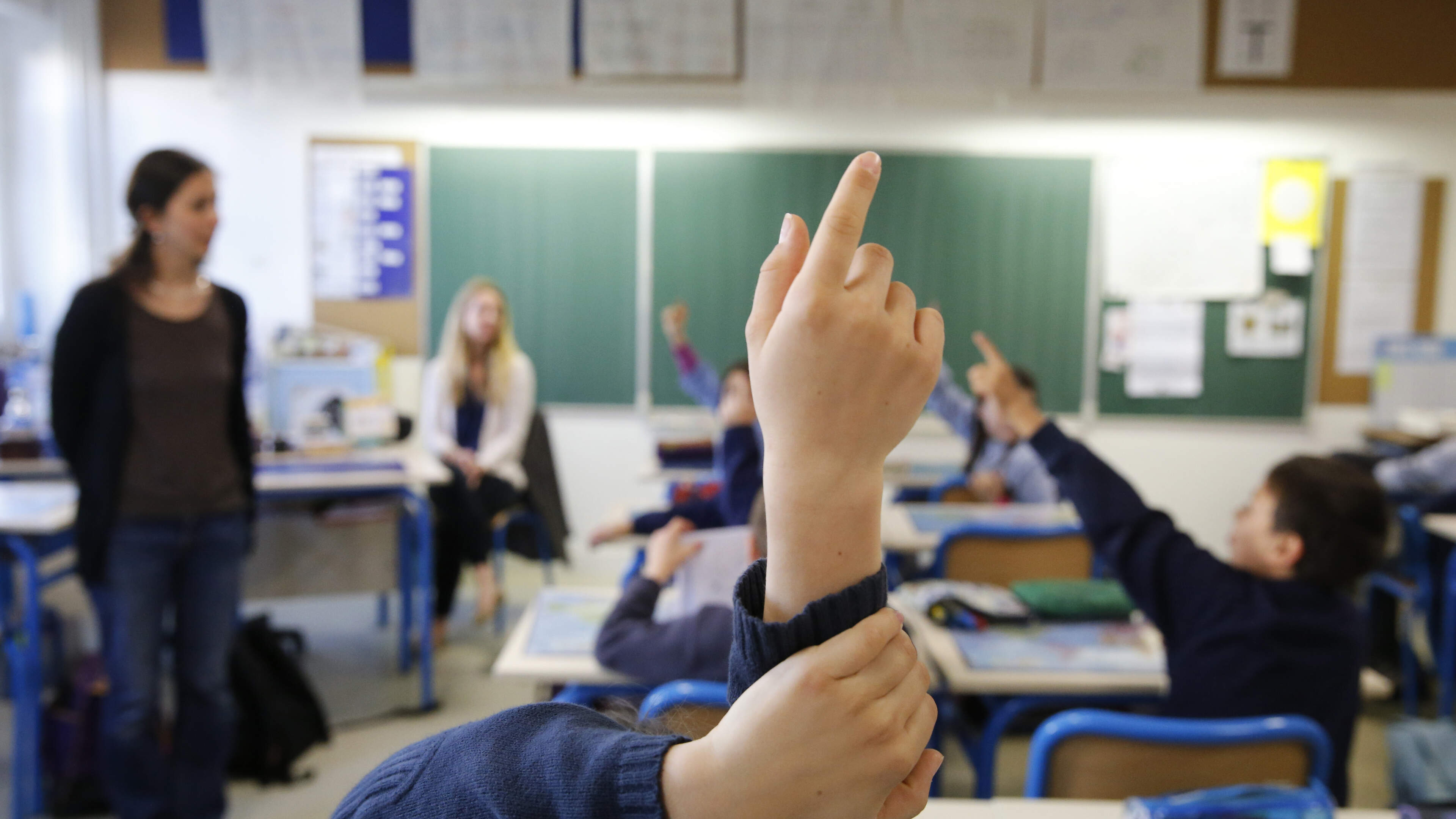 Cost of hiring substitute teachers rises to a quarter of a billion euro 