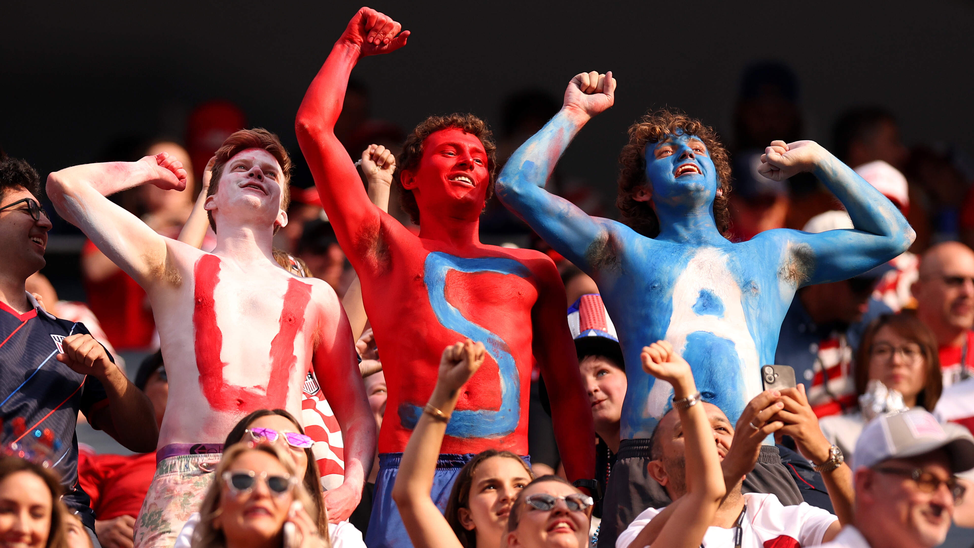 Theme parks, sporting goods and hairdressers: what we spent our money on in June according to AIB