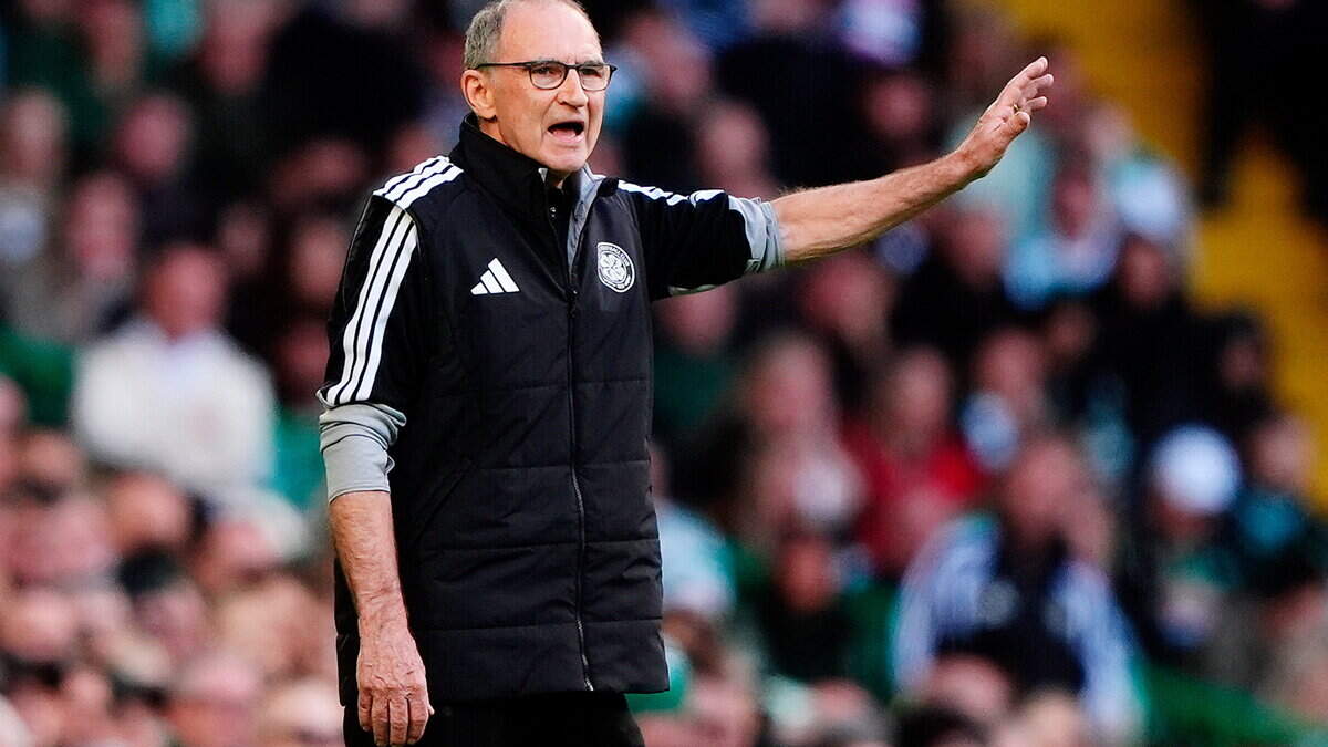 Martin O'Neill set to remain in charge of Celtic, insists Bhoys chief