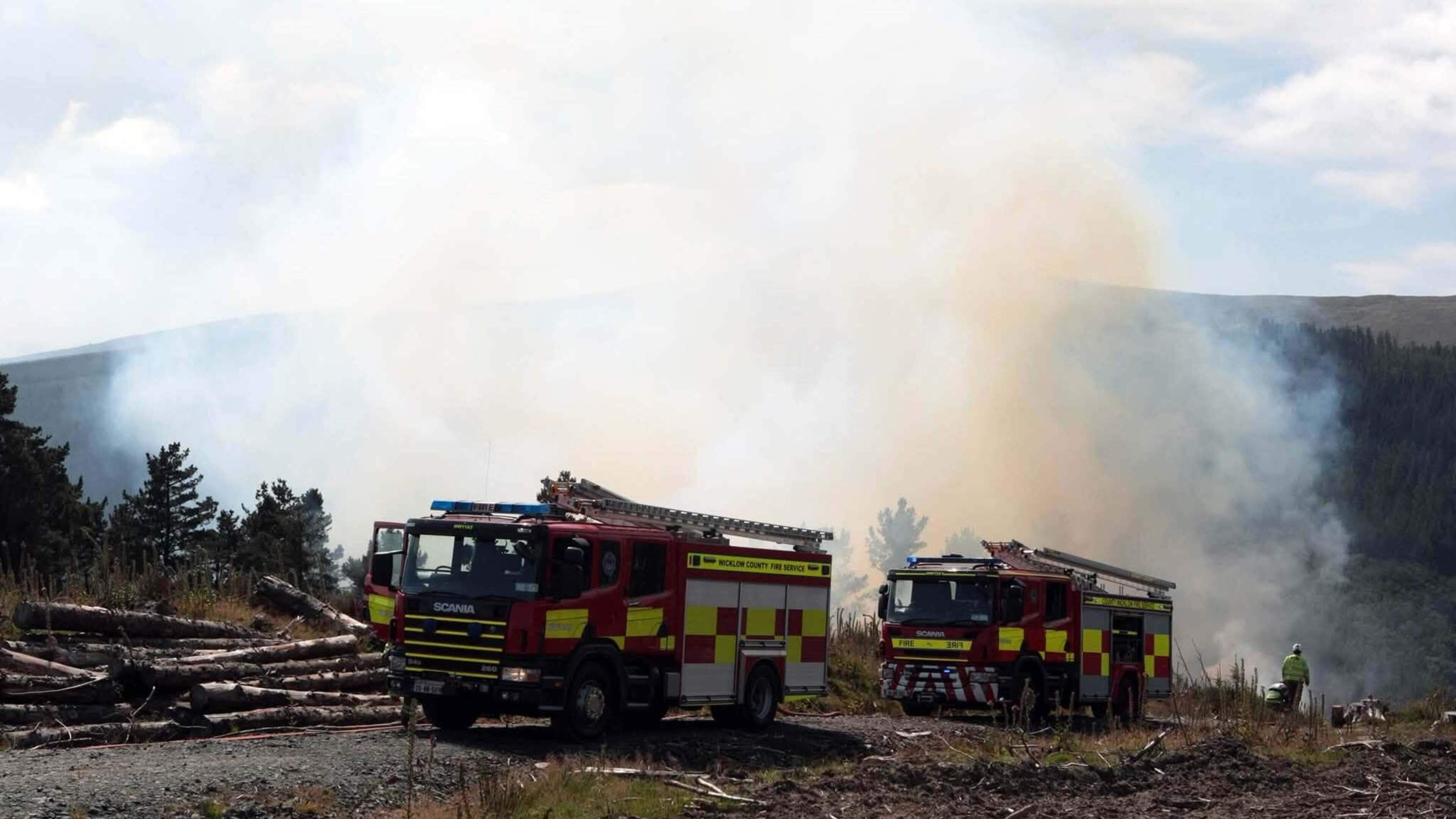 Wicklow firefighters tackle wildfire on Wicklow-Dublin border amid ‘Condition Orange’ alert 