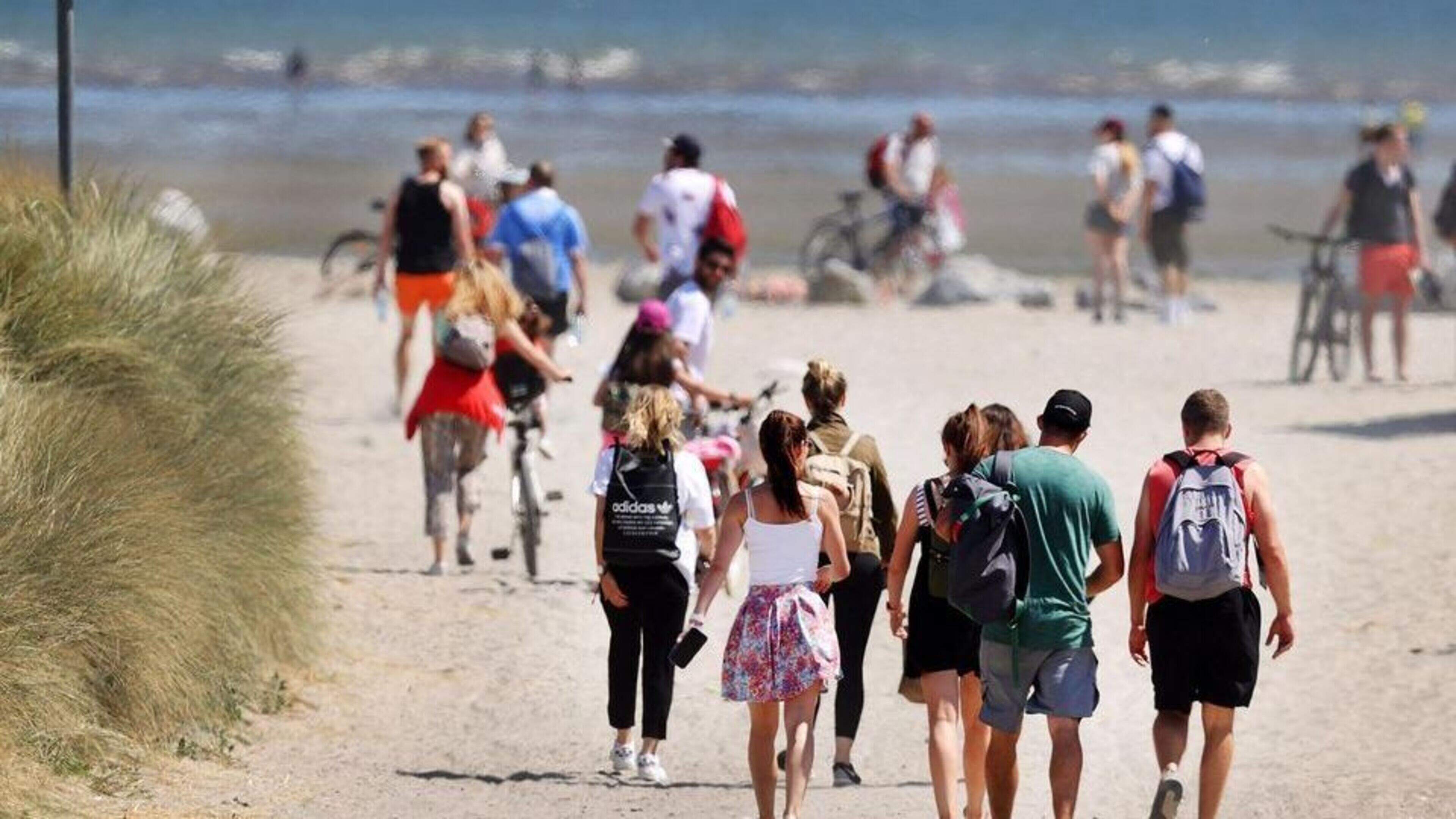 Mini-heatwave continues as temperatures to hit 27C this week before showers return