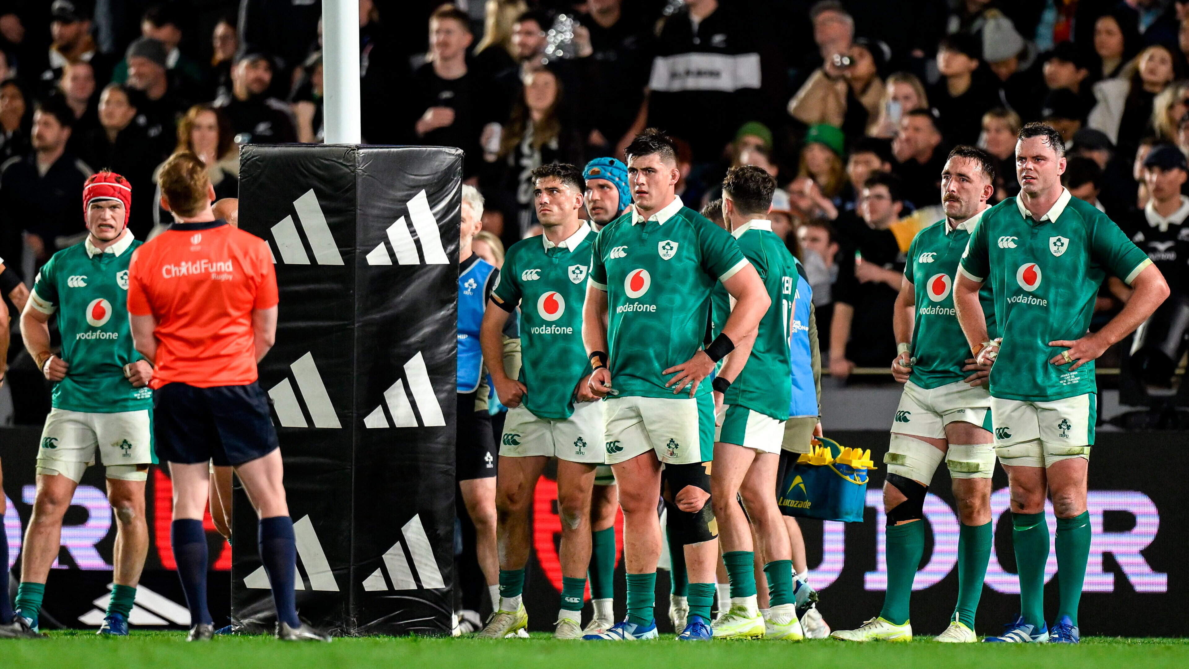 New Zealand 40 Ireland 21: As it happened  