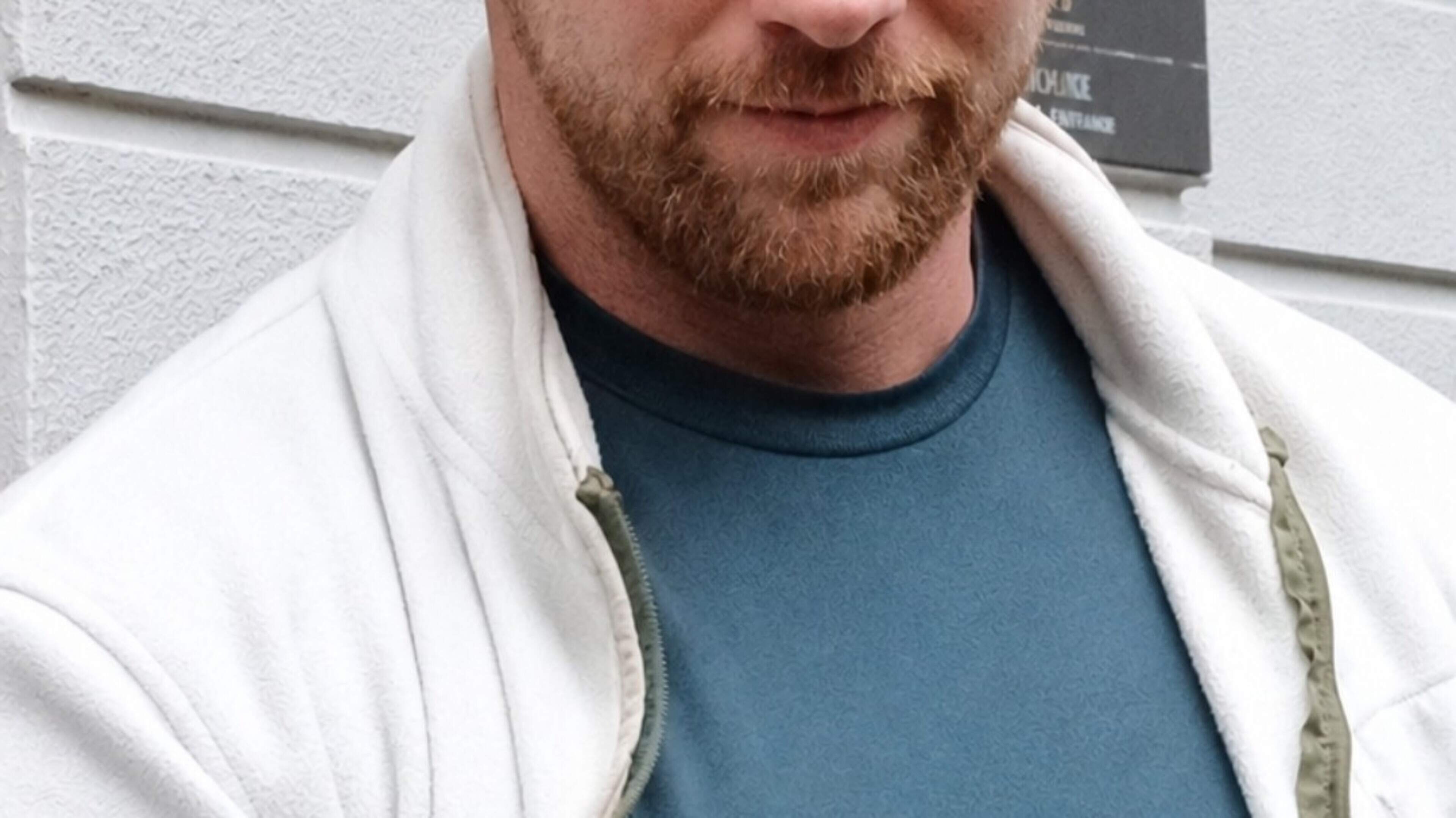 Bare chested ‘off his head’ Westmeath retail worker jailed following violent attacks on  pub owner, bar worker and taxi driver in drink-fuelled rage 