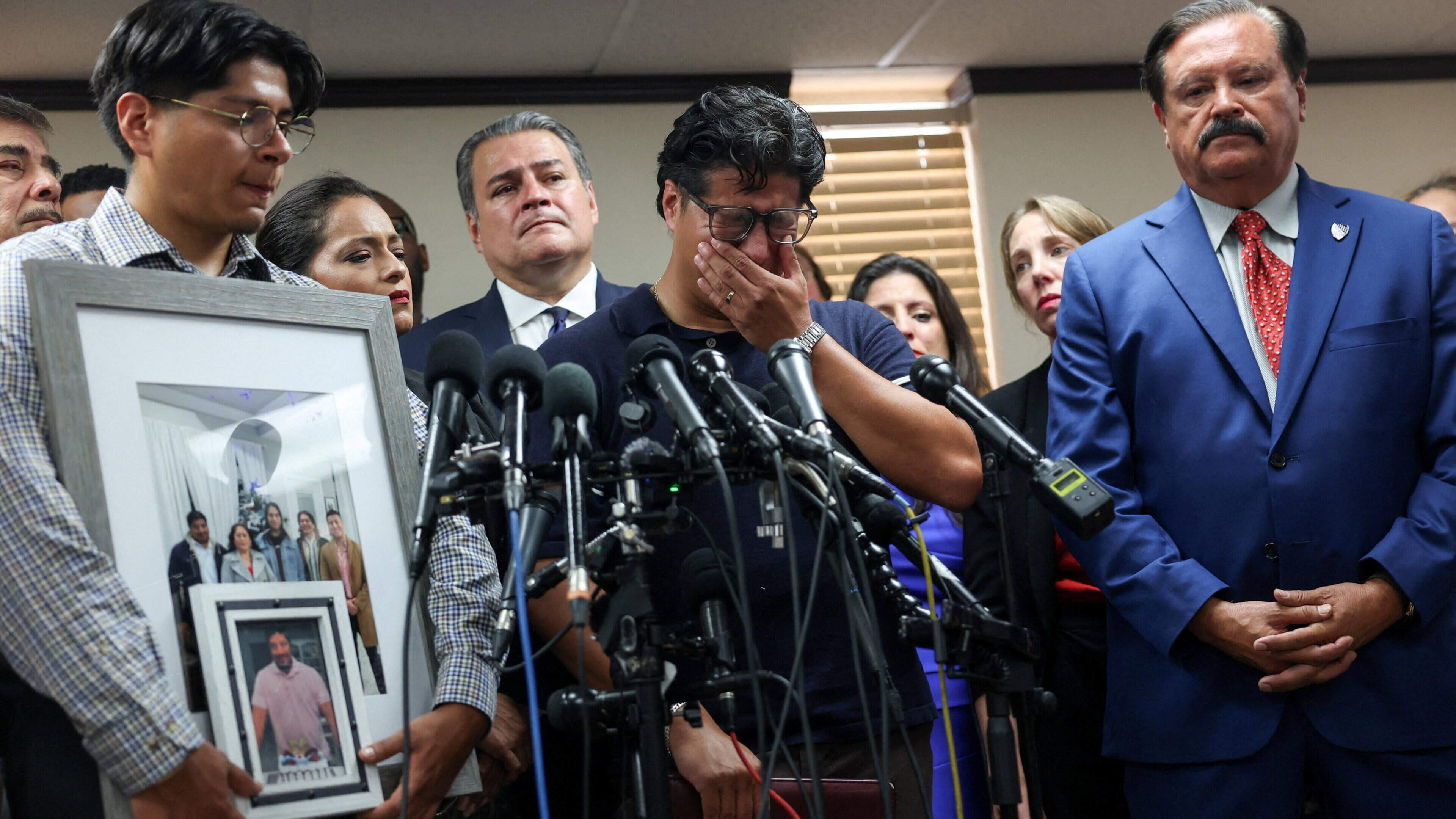 ‘Hardworking dad’ who lived in US for 35 years shot dead by ICE