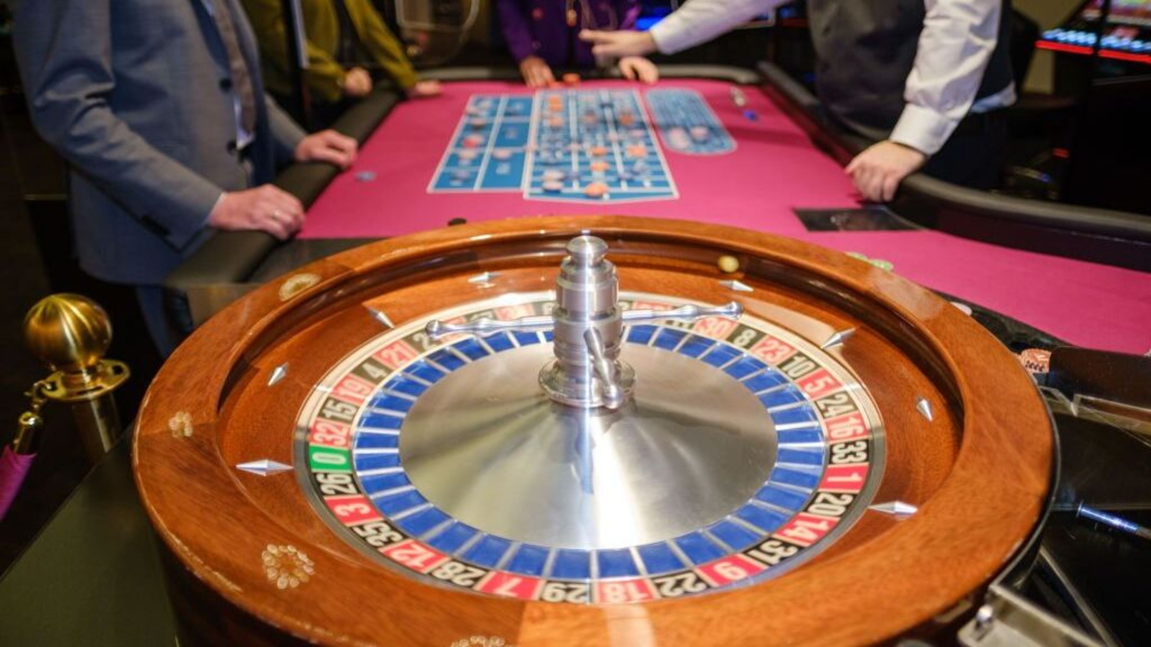 Wexford mayor calls for action over  increase in casinos — ‘these are not what we want to see in our town centre’
