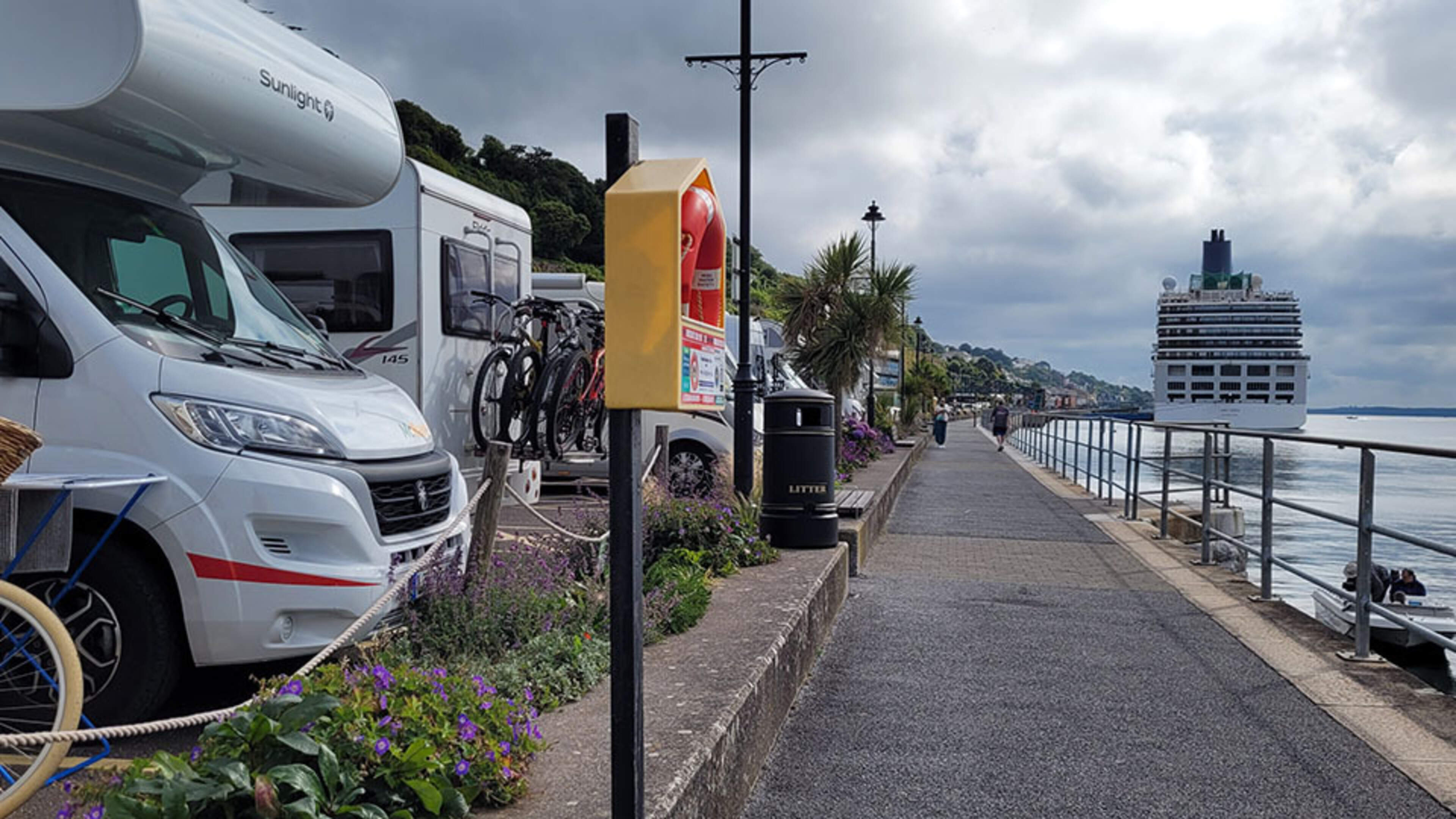 Cork town’s thriving camper van park causing a ‘nightmare’ on busy weekends