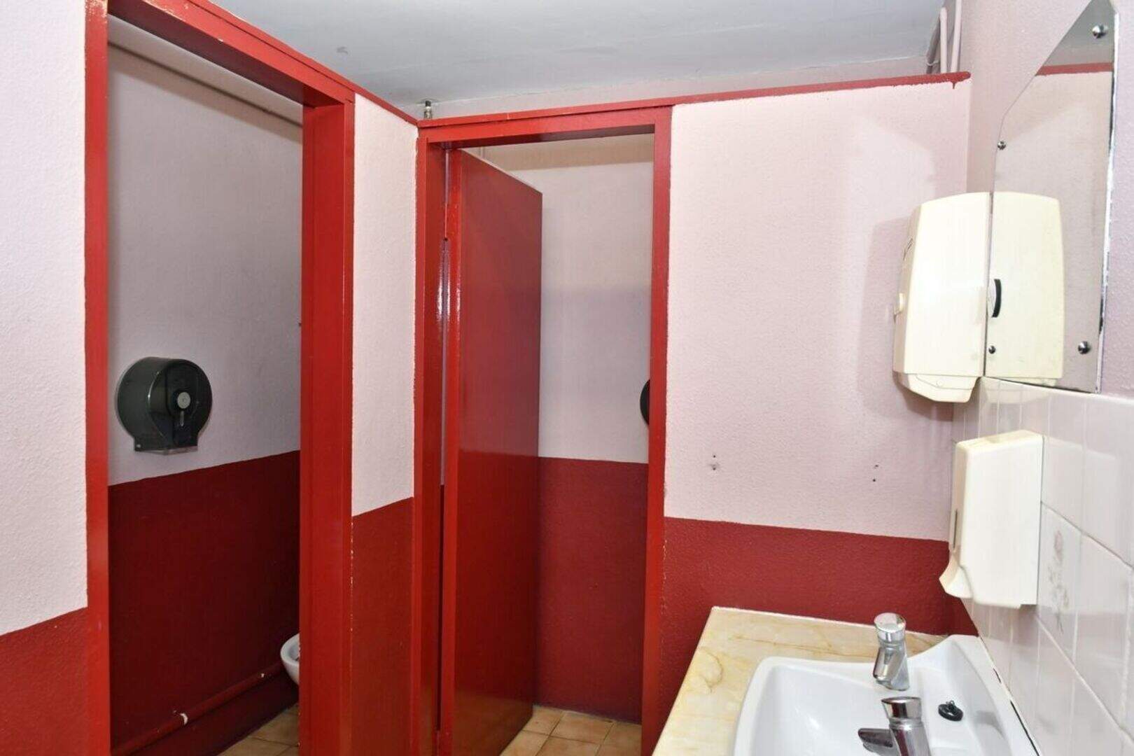 Former Kilkenny pub with residential accommodation hits the market ...