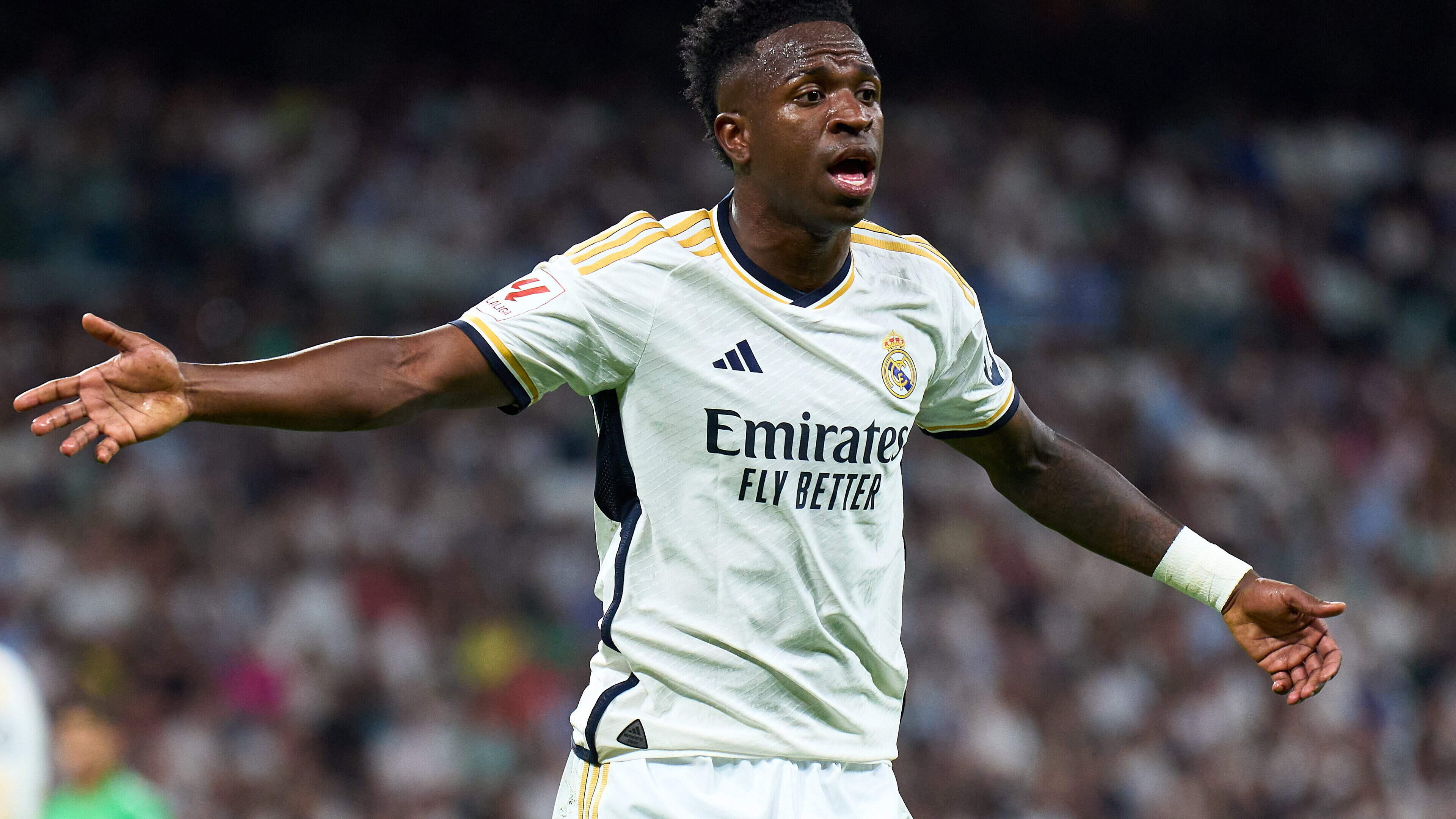 Arsenal prepared to break the bank to sign Brazil star Vinicius Jnr from Real Madrid
