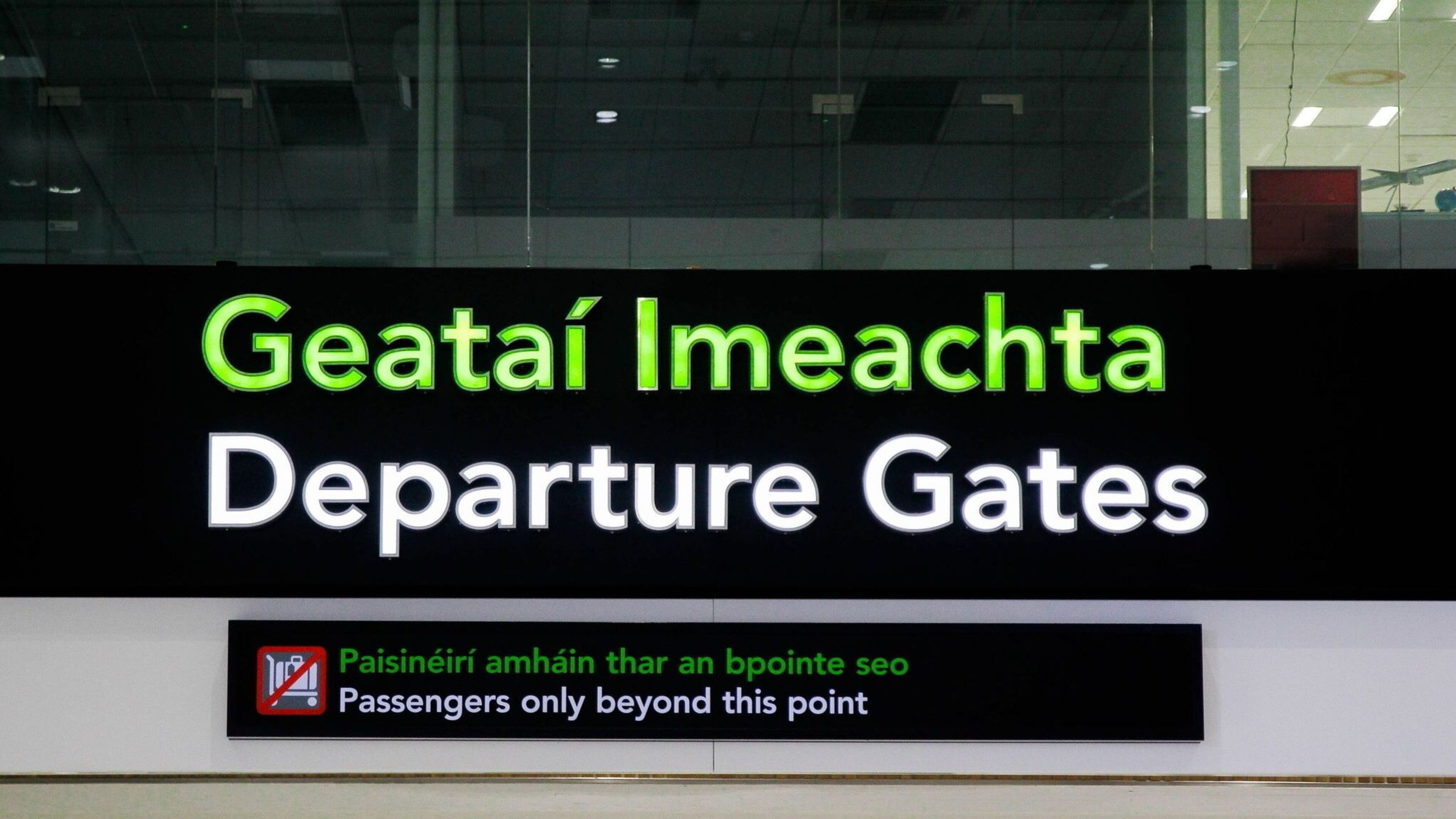 Taxi driver caught leaving Dublin Airport with over €120,000 in undeclared cash, court told