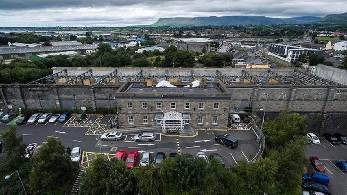 No roof, longer journeys, no catering services: Sligo rail users ask why its service is getting left behind