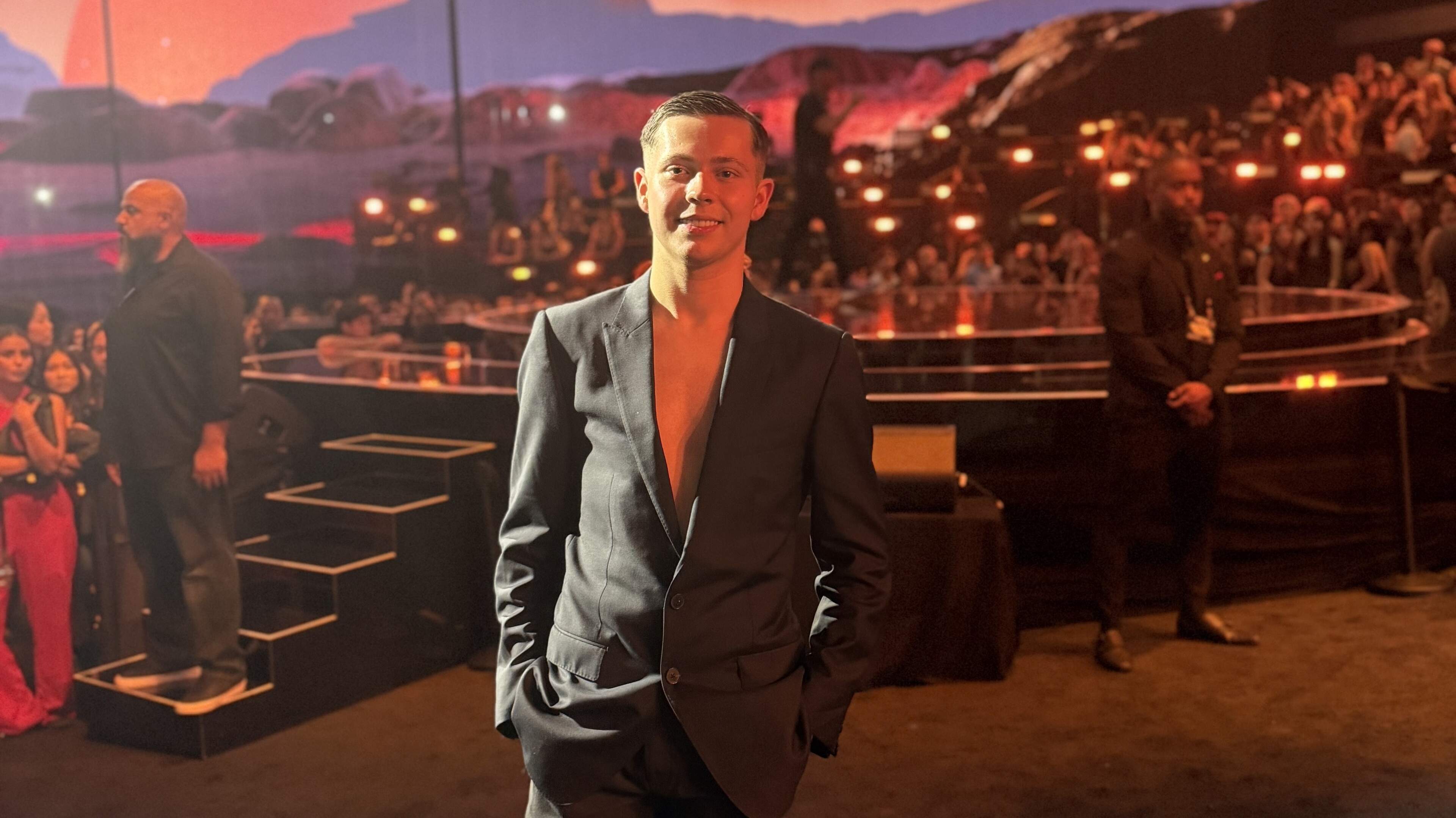 ‘I got to speak to Taylor Swift, and Madonna and Paris Hilton were sitting right by me’ – Irish actor Craig Hogan on his star-studded night at the VMAs