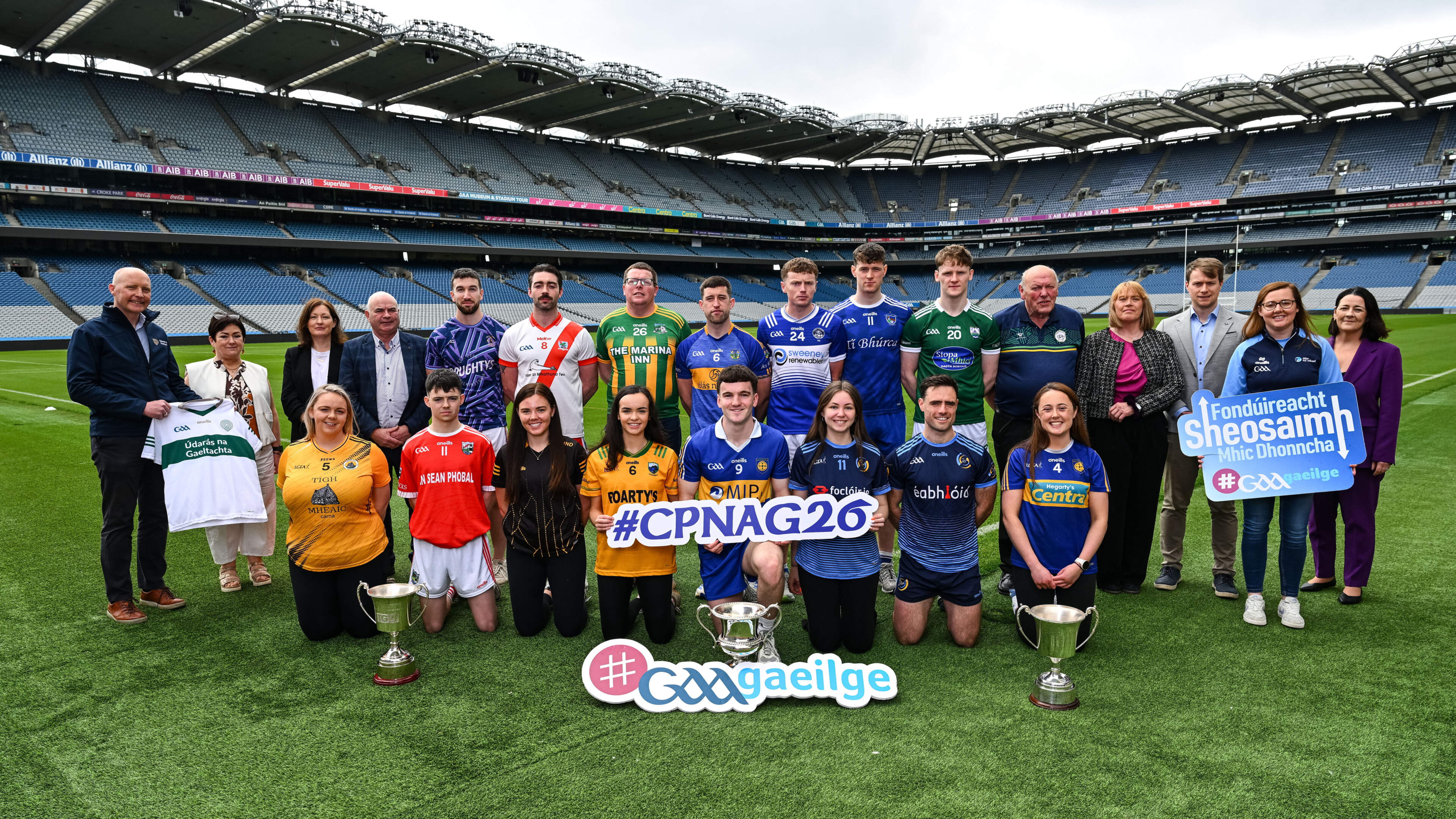 Ag dúil le féasta spóirt ag Comórtas Peile na Gaeltachta