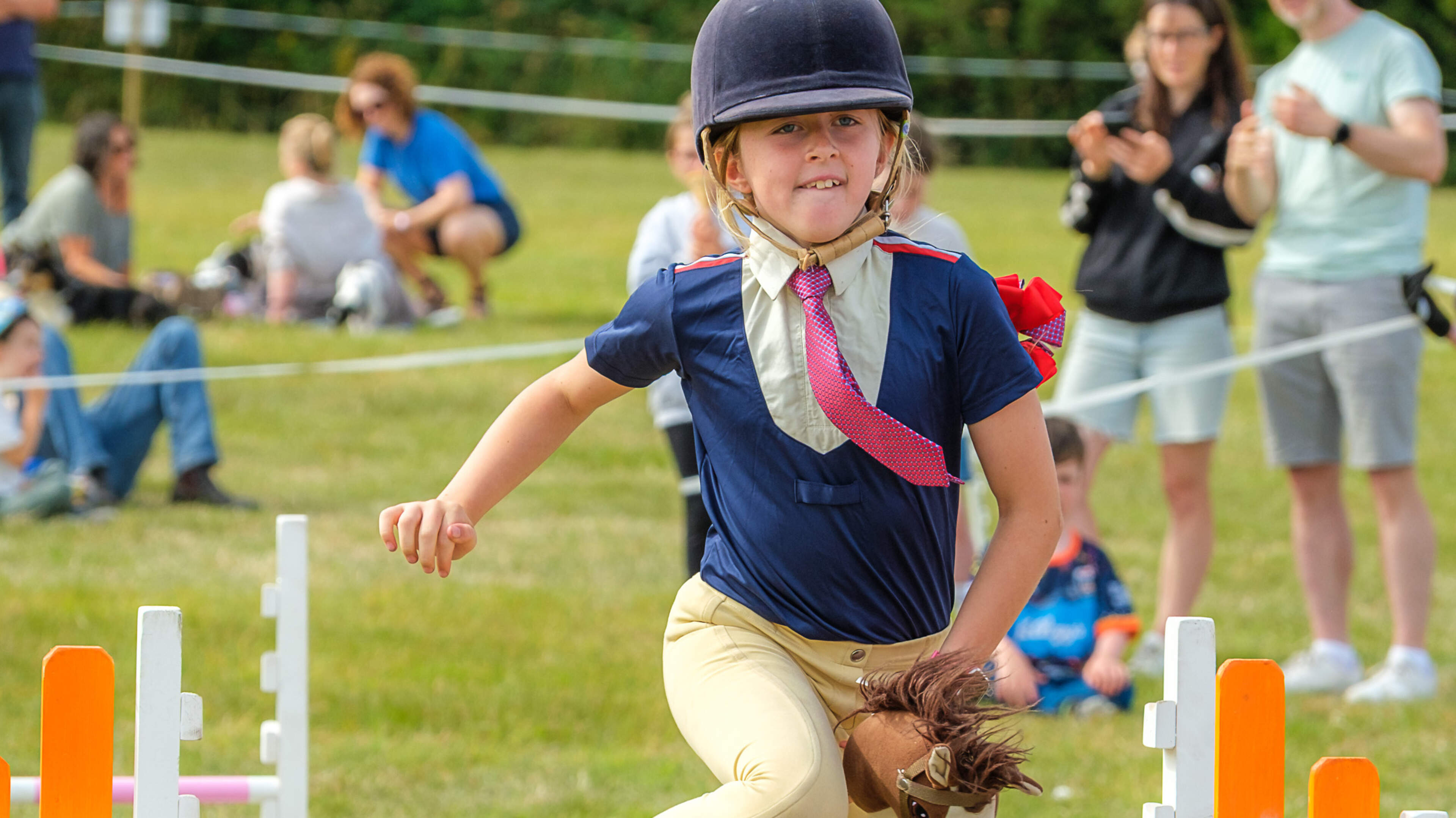 See photos as hobby horse puissance stars at historic Kilmacanogue Show in Wicklow