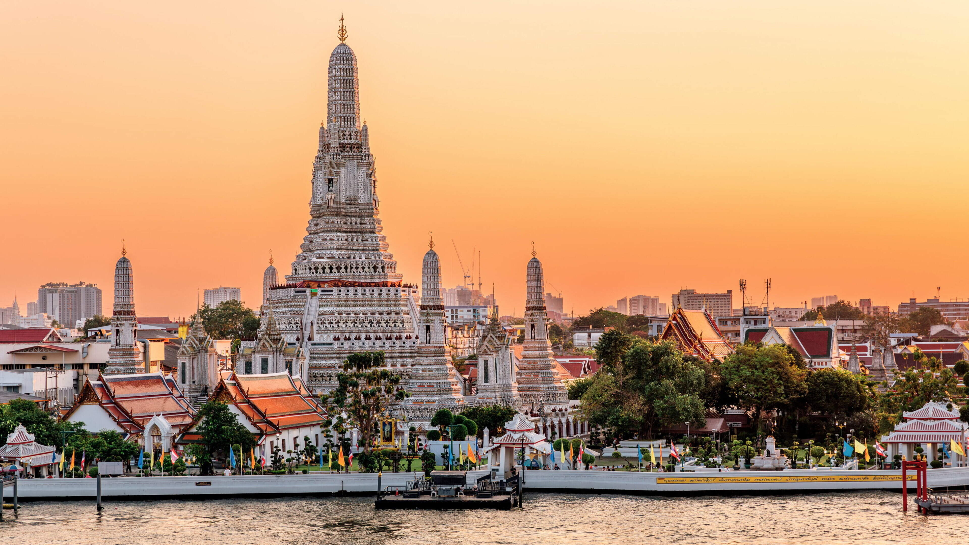 Italy apologises for teenagers’ bad behaviour on Bangkok metro