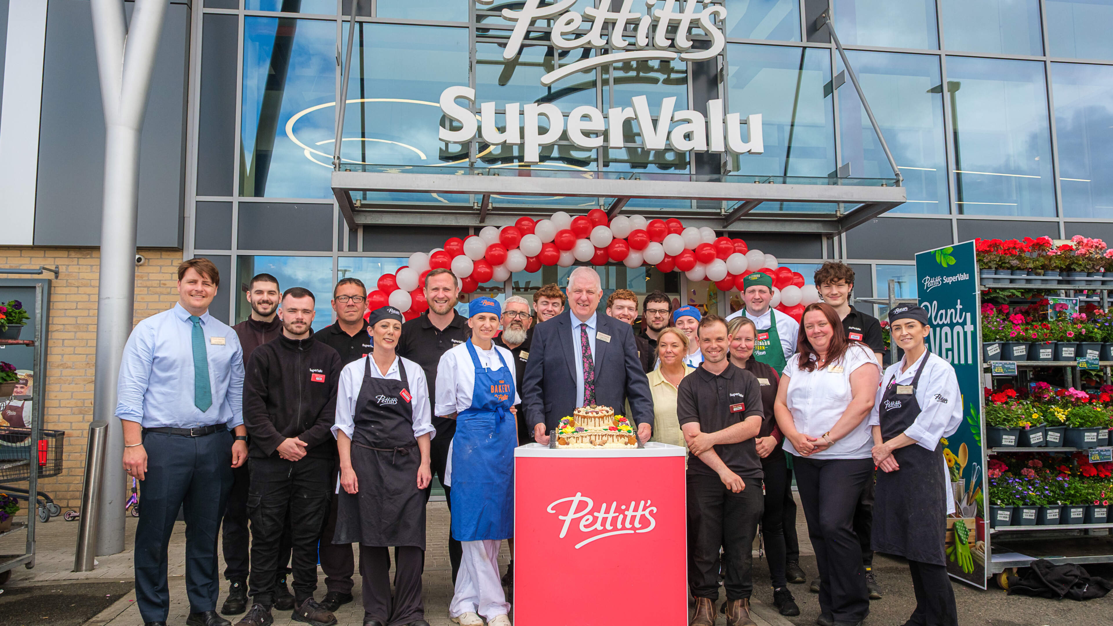 Pettitt’s SuperValu Bray celebrates five years at heart of  community