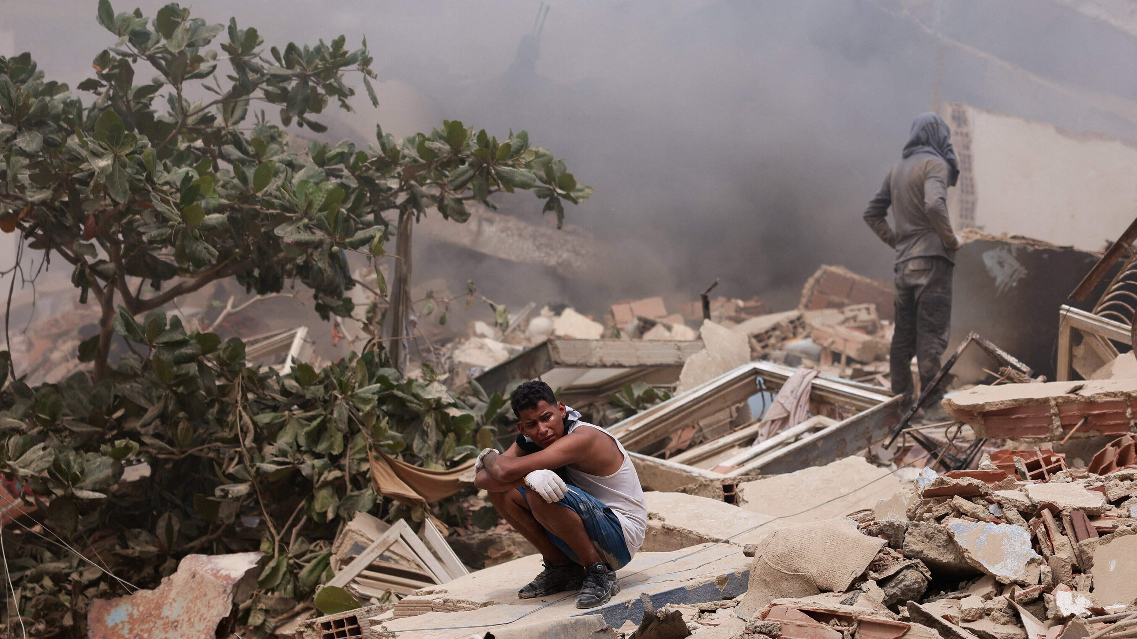Thousands missing, feared dead, as Venezuela hit by two huge earthquakes