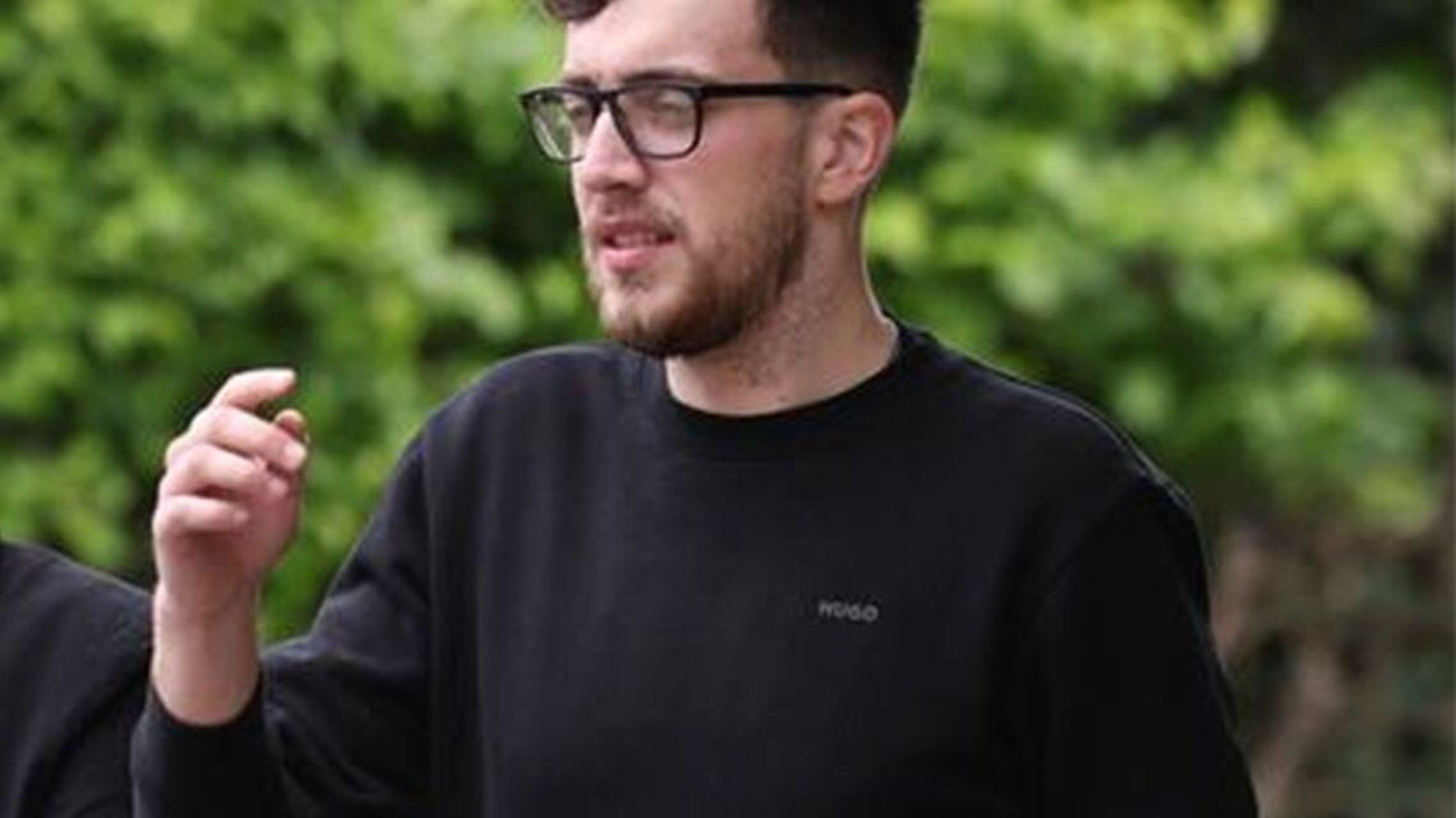 ‘Upset’ sister stands by brother (28) who gave her bank account details to scammer pal