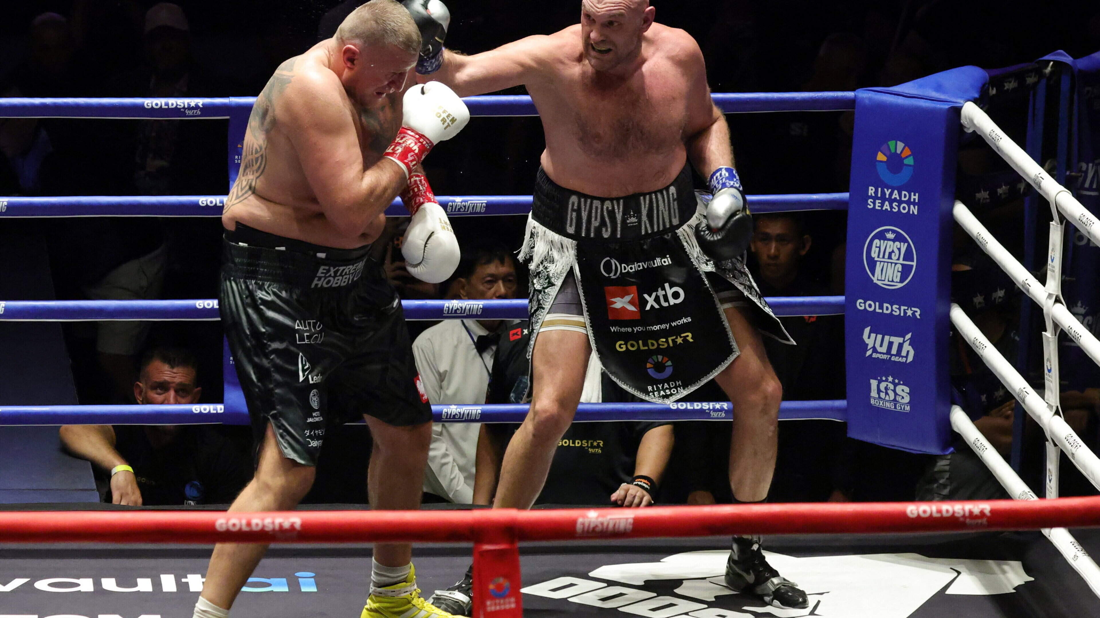 Tyson Fury secures a win in bizarre fight to set up Anthony Joshua clash