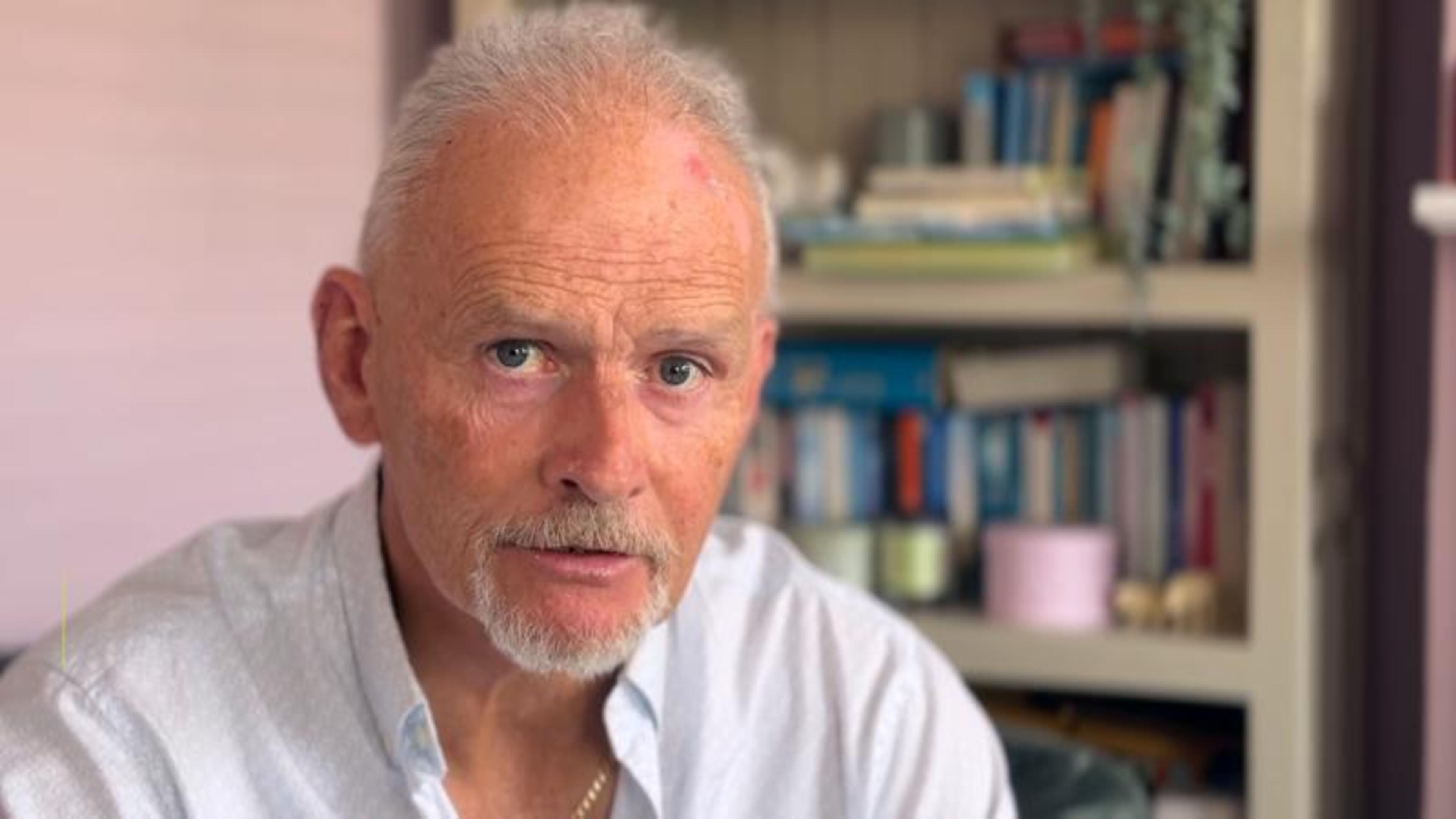 Drinking with Jack, chatting with Fergie, and sitting on the Tipp bench at an All-Ireland final: Vincent Hogan’s life up close with sporting greats