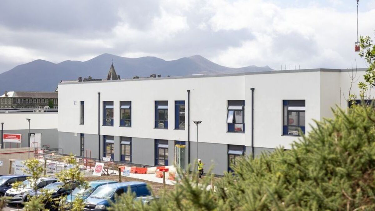 Missed deadlines and empty wards: why is Killarney Community Hospital still not open?
