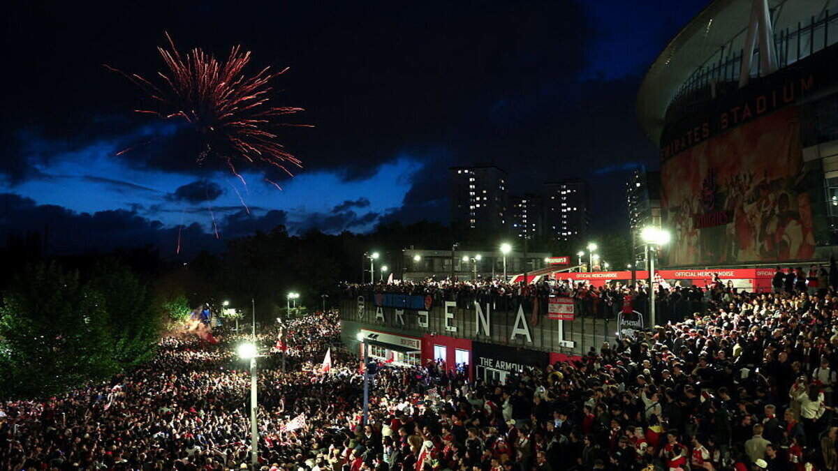 Watch: Arsenal players party outside Emirates Stadium at 5am in wild title celebrations