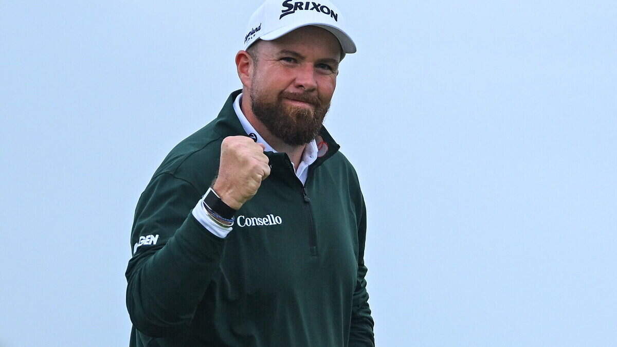 Greens giant: Shane Lowry comes up clutch with the putter to lead Irish Open by four