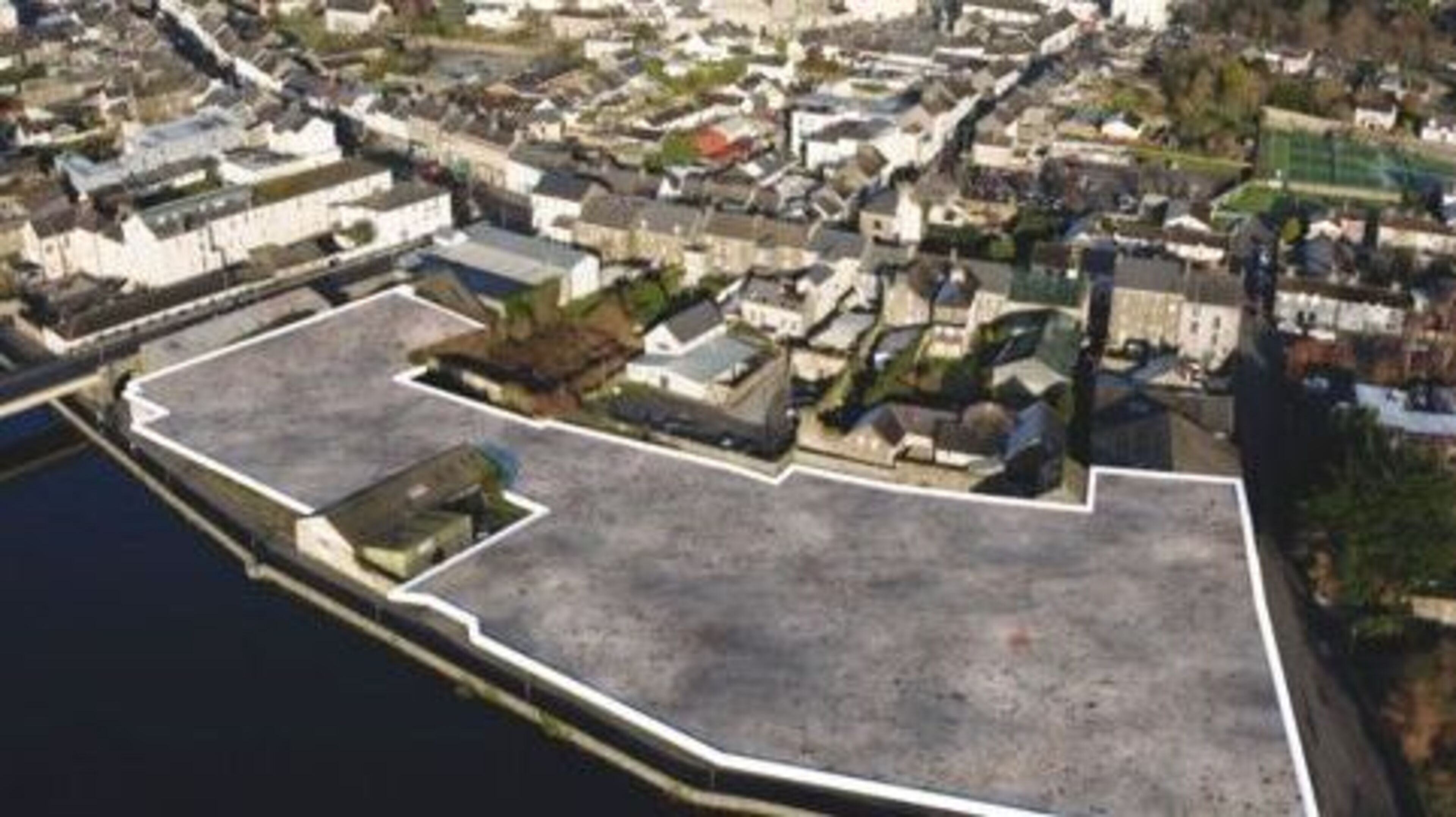 More parking, housing and jobs — what locals want for long-derelict Tipperary site