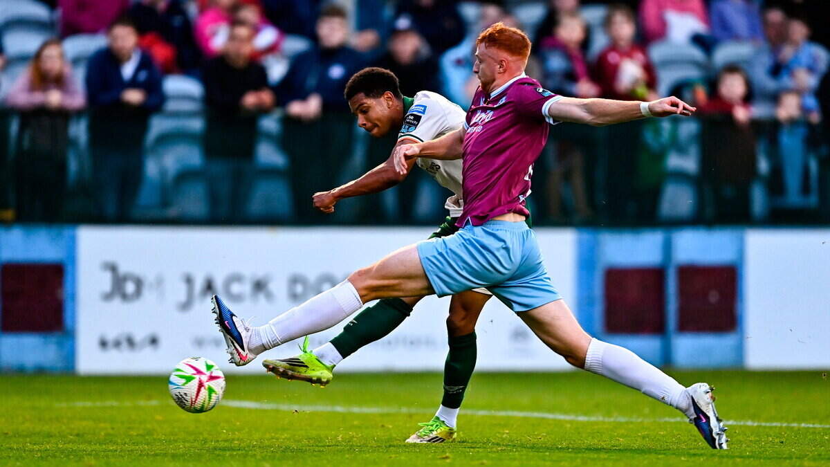 Anthony Olusanya strikes early in Drogheda but Saints forced to work hard to close gap on leaders