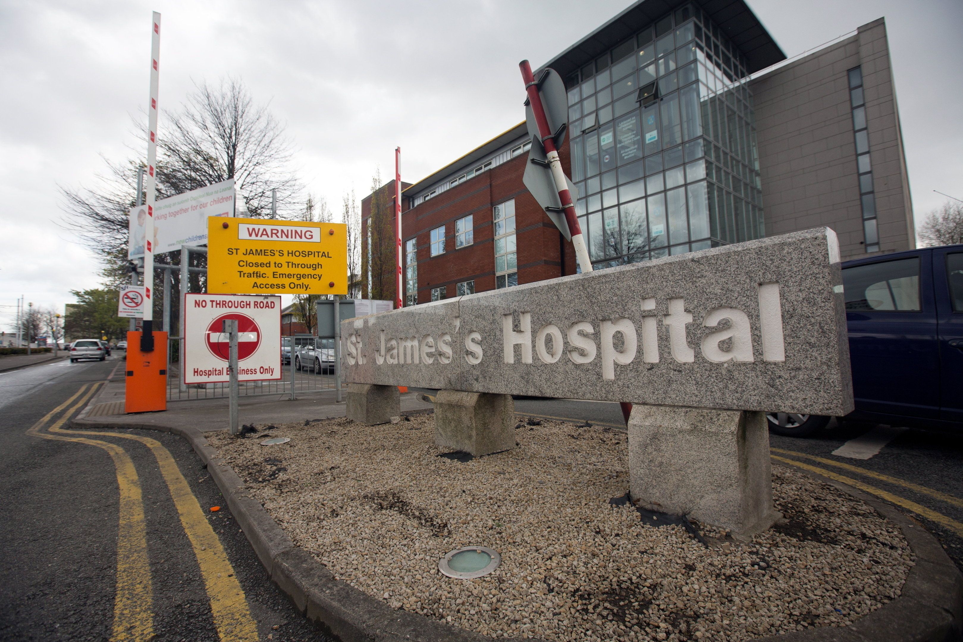 Hospital apologises for failings in care to mother of two who had invasive breast cancer while pregnant