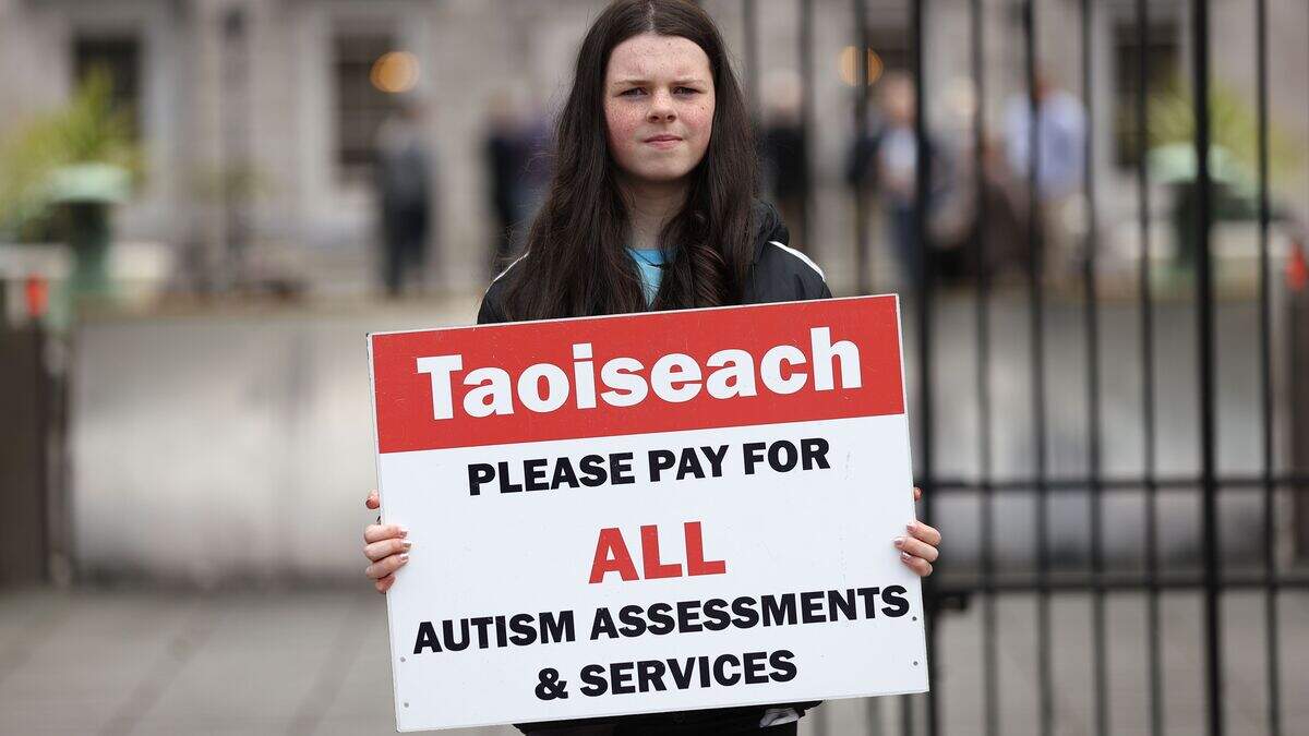 Cara Darmody (15) to protest for 50 hours outside Dáil over spiralling children's waiting list